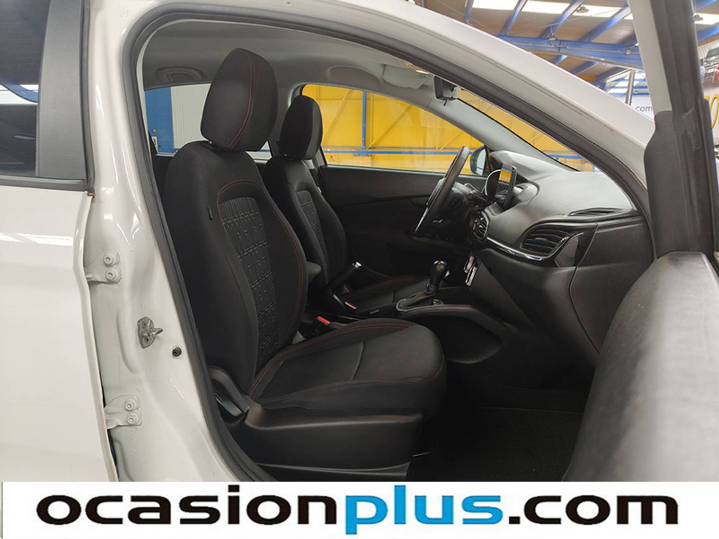 Foto Fiat Tipo Fiat Tipo 1.5 Hybrid Red DCT (130 CV)