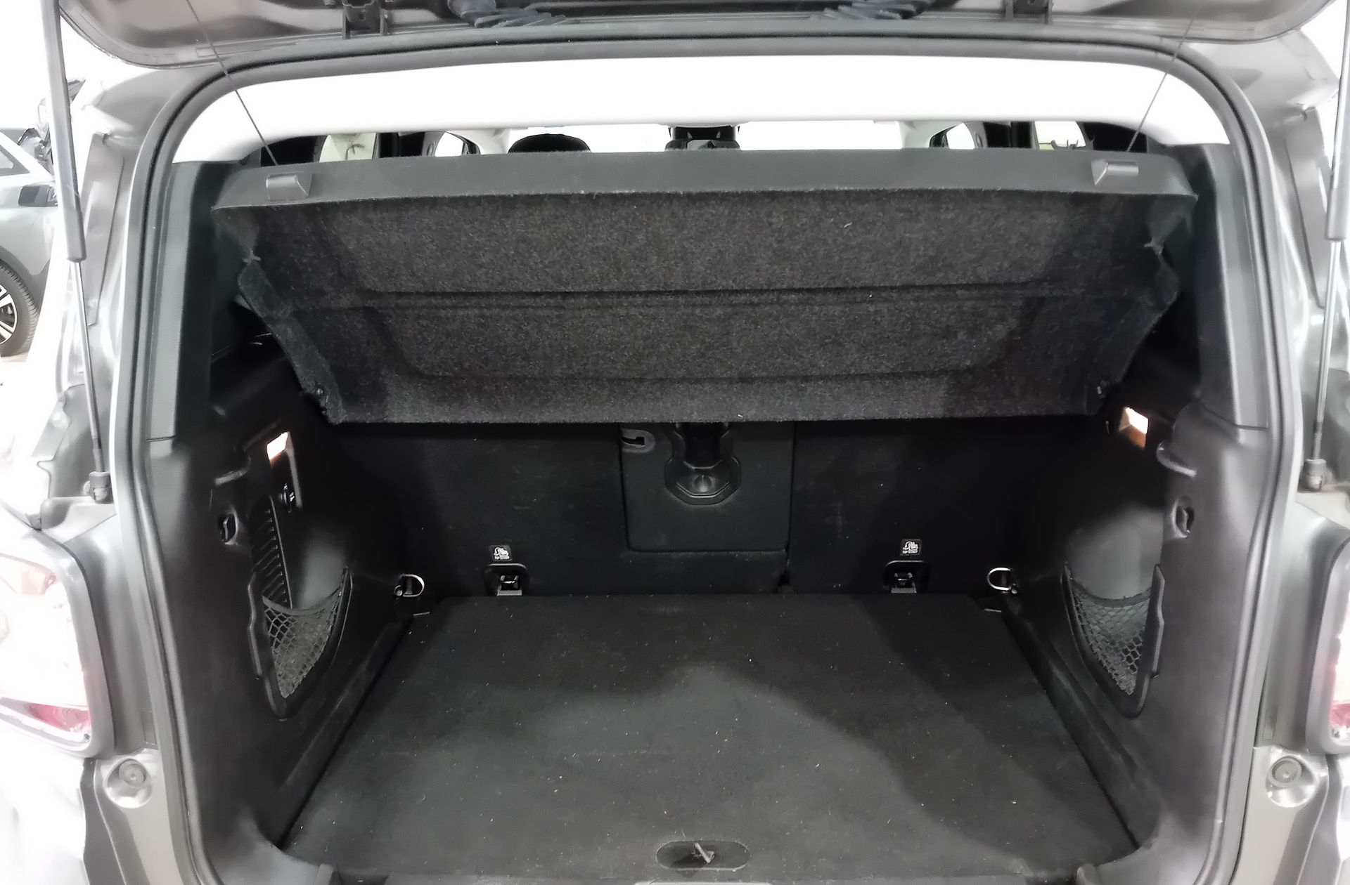 Jeep Renegade 1.6 MultiJet Night Eagle II 4x2 - foto 13