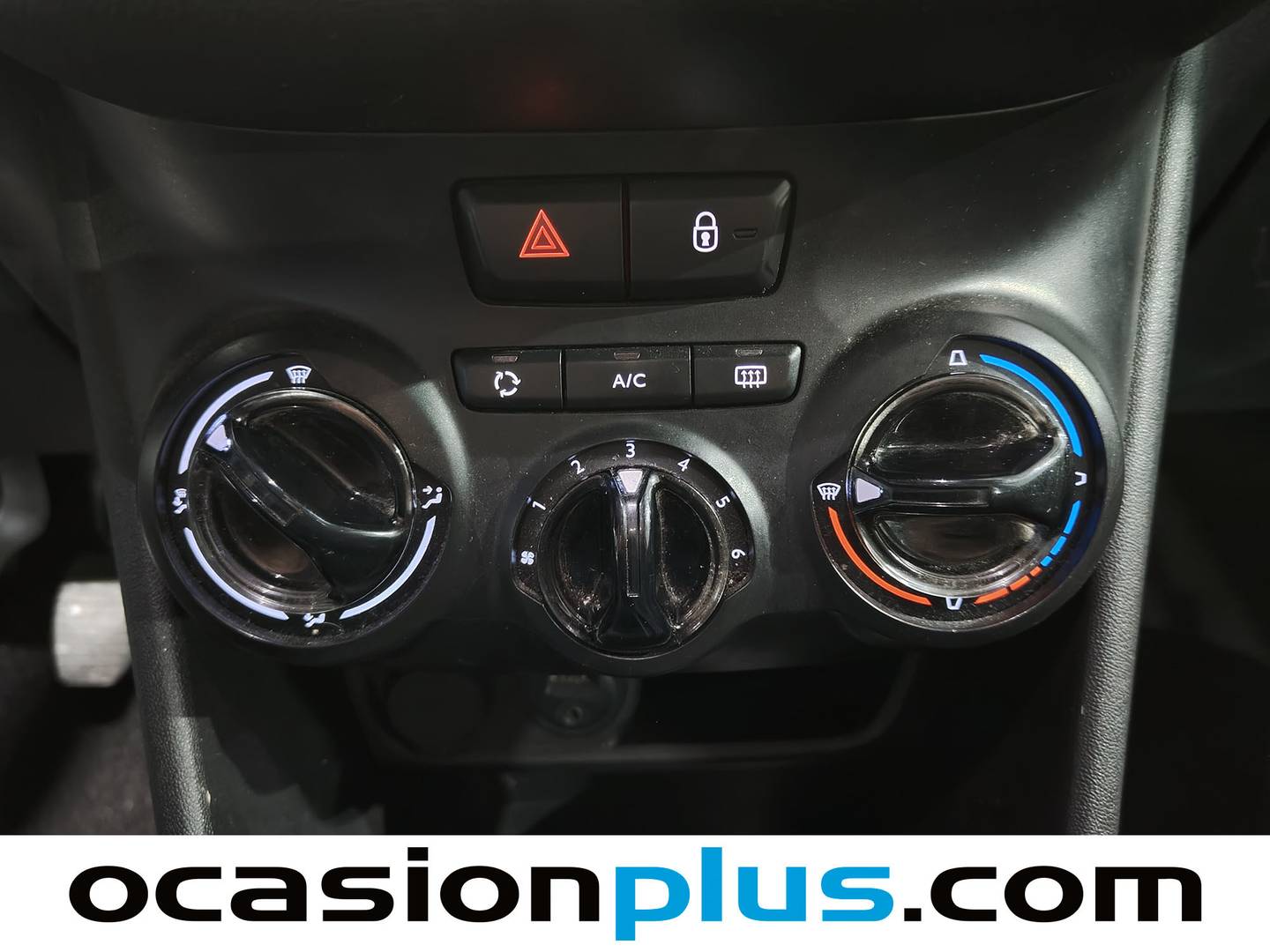 Foto Peugeot 208 Peugeot 208 1.4 HDi Business Line (68 CV)