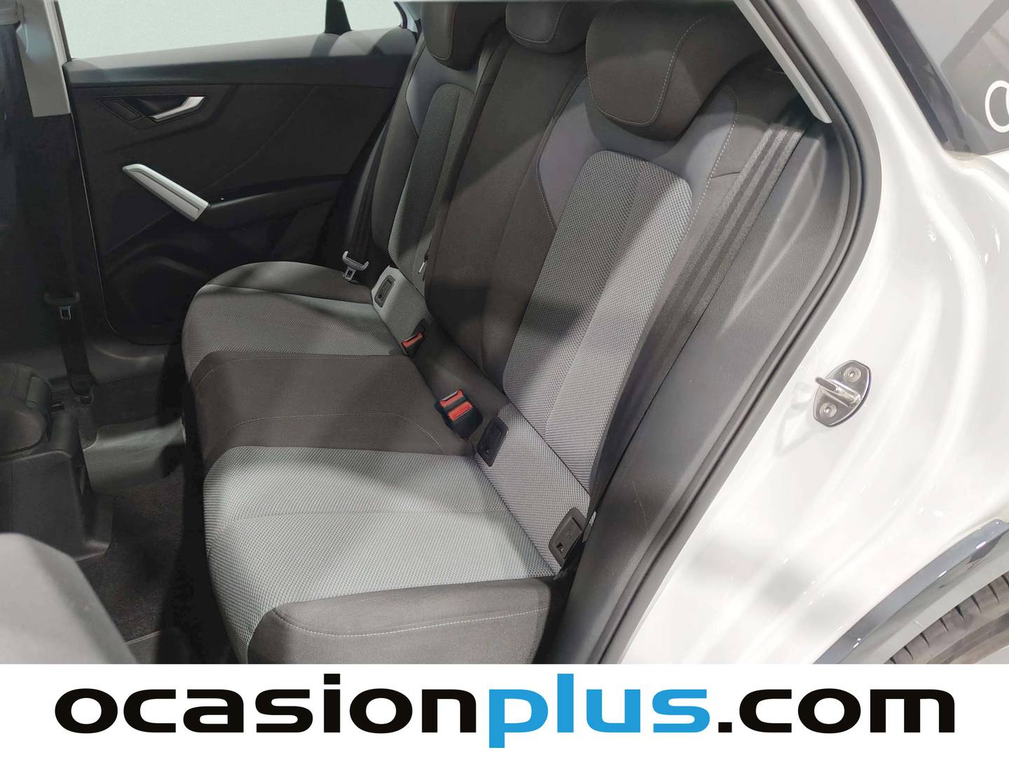 Foto asientos traseros Audi Q2 Audi Q2 design 35 TFSI (150 CV)