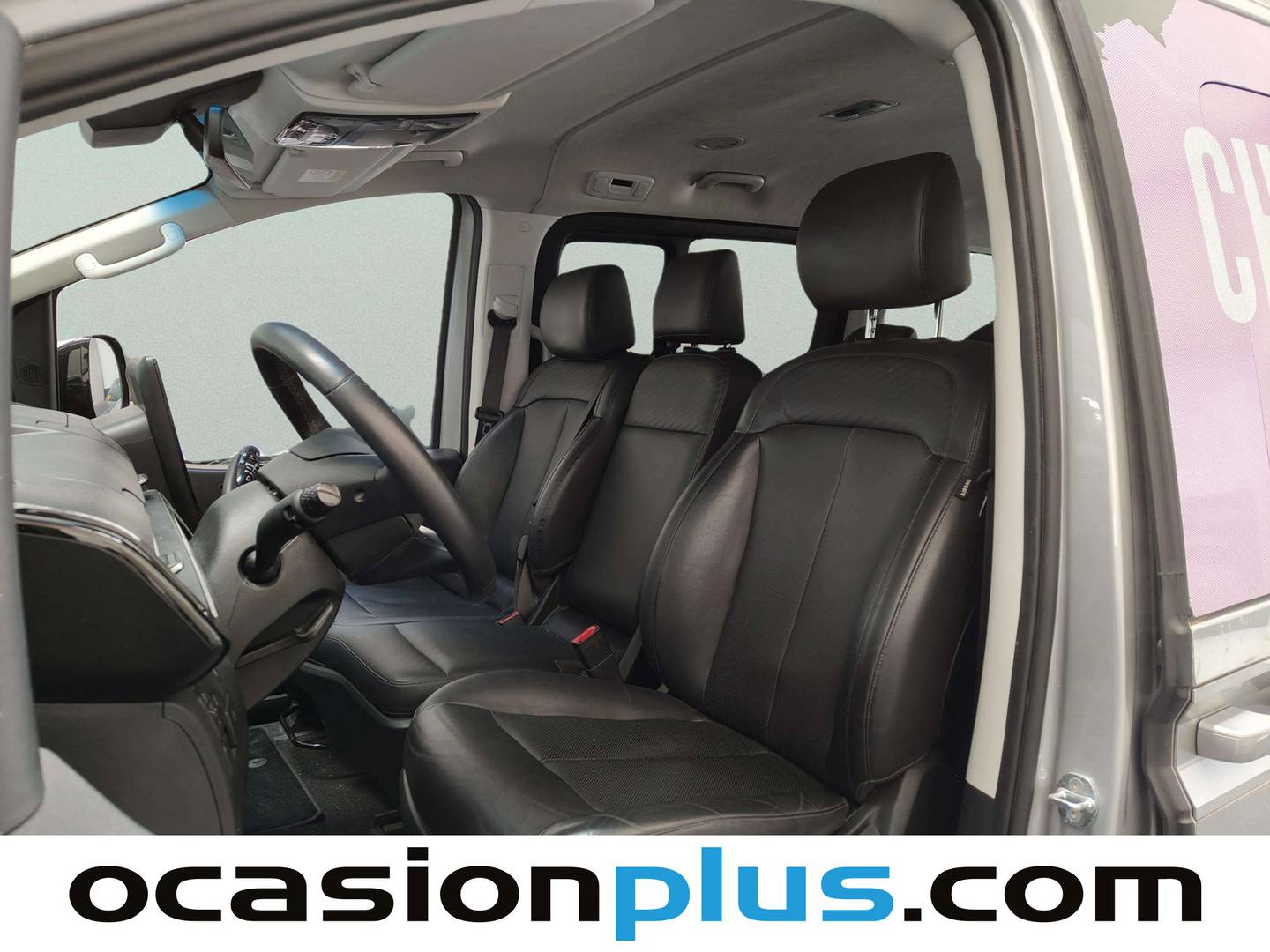 Foto asientos delanteros Hyundai Staria Hyundai Staria 2.2 CRDI Tecno 9S Auto (177 CV 7 Plazas)