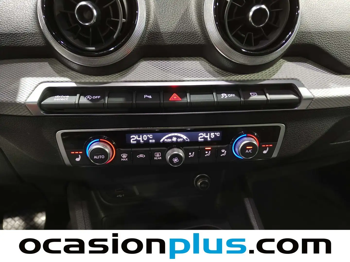 Foto Audi Q2 Audi Q2 Black Line 35 TDI  Pack S-line (150 CV) S tronic