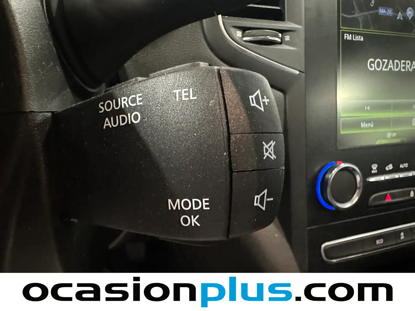 Foto Renault Mégane Renault Megane Zen TCe (140 CV) GPF