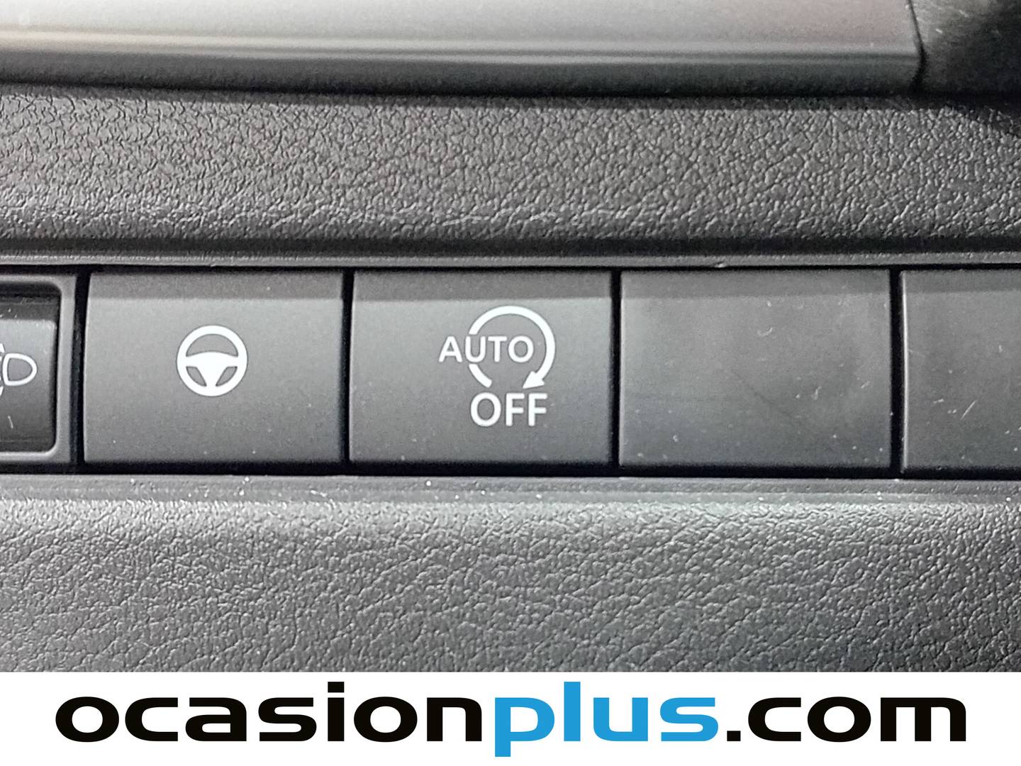 Foto Nissan QASHQAI Nissan Qashqai DIG-T 140 N-Connecta (140 CV)