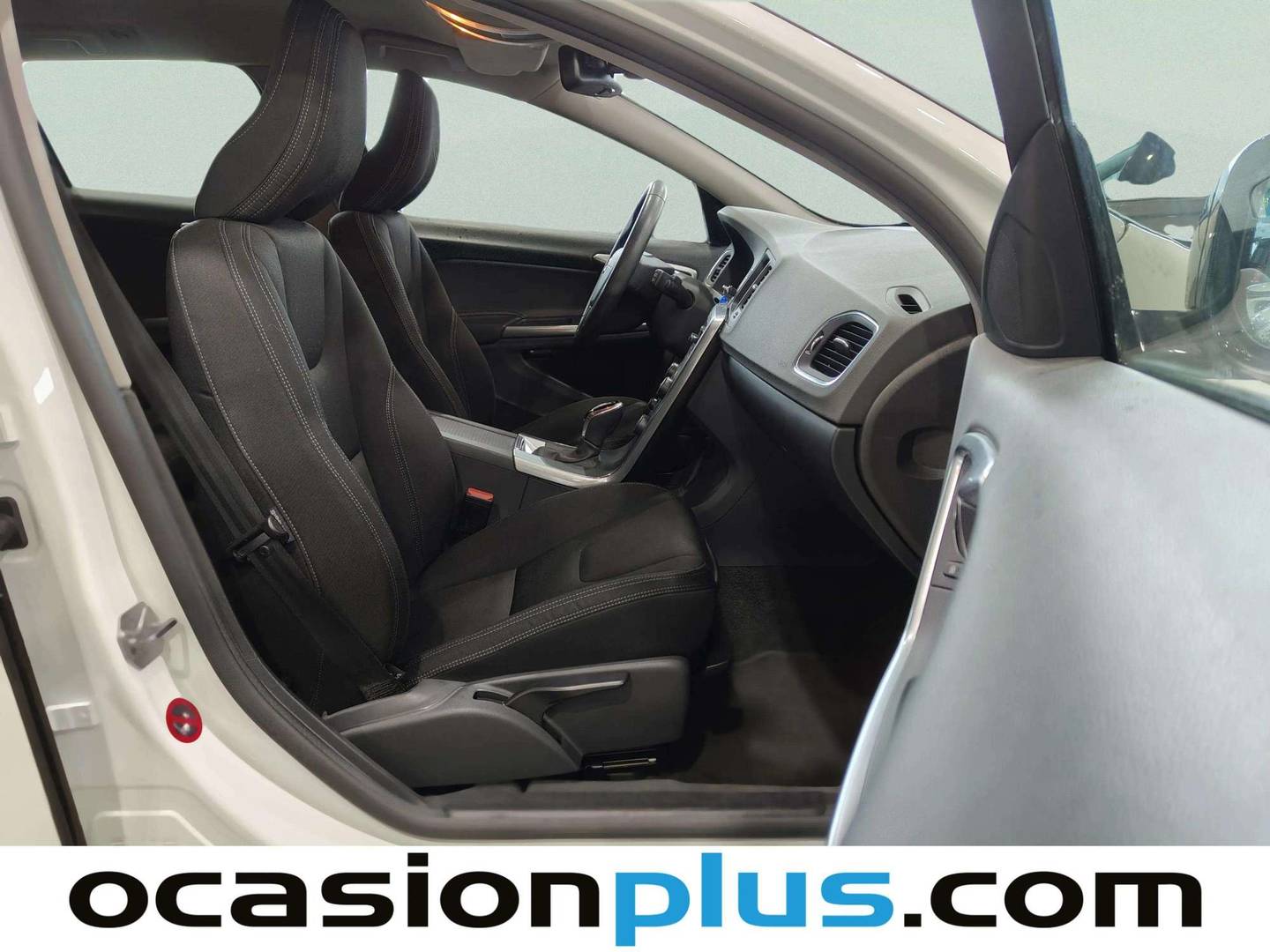 Volvo V60 Cross Country Volvo V60 Cross Country D3 Kinetic Auto (150 CV) diésel