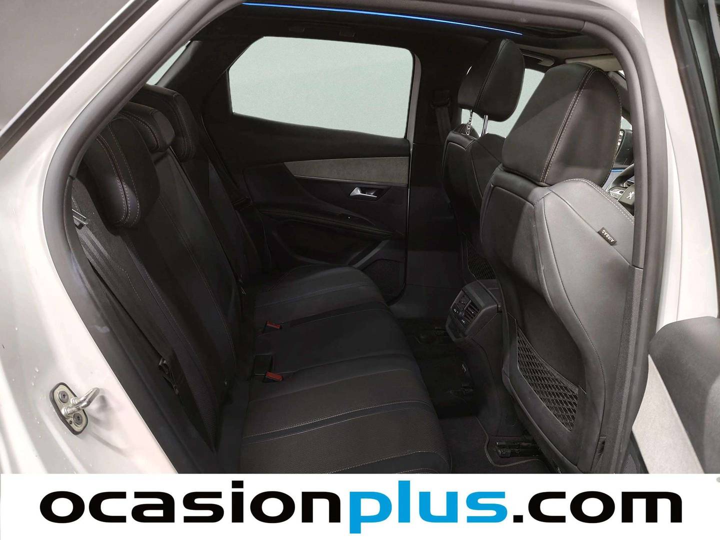 Foto Peugeot 3008 Peugeot 3008 PureTech 130 S&S GT EAT8 (130 CV)