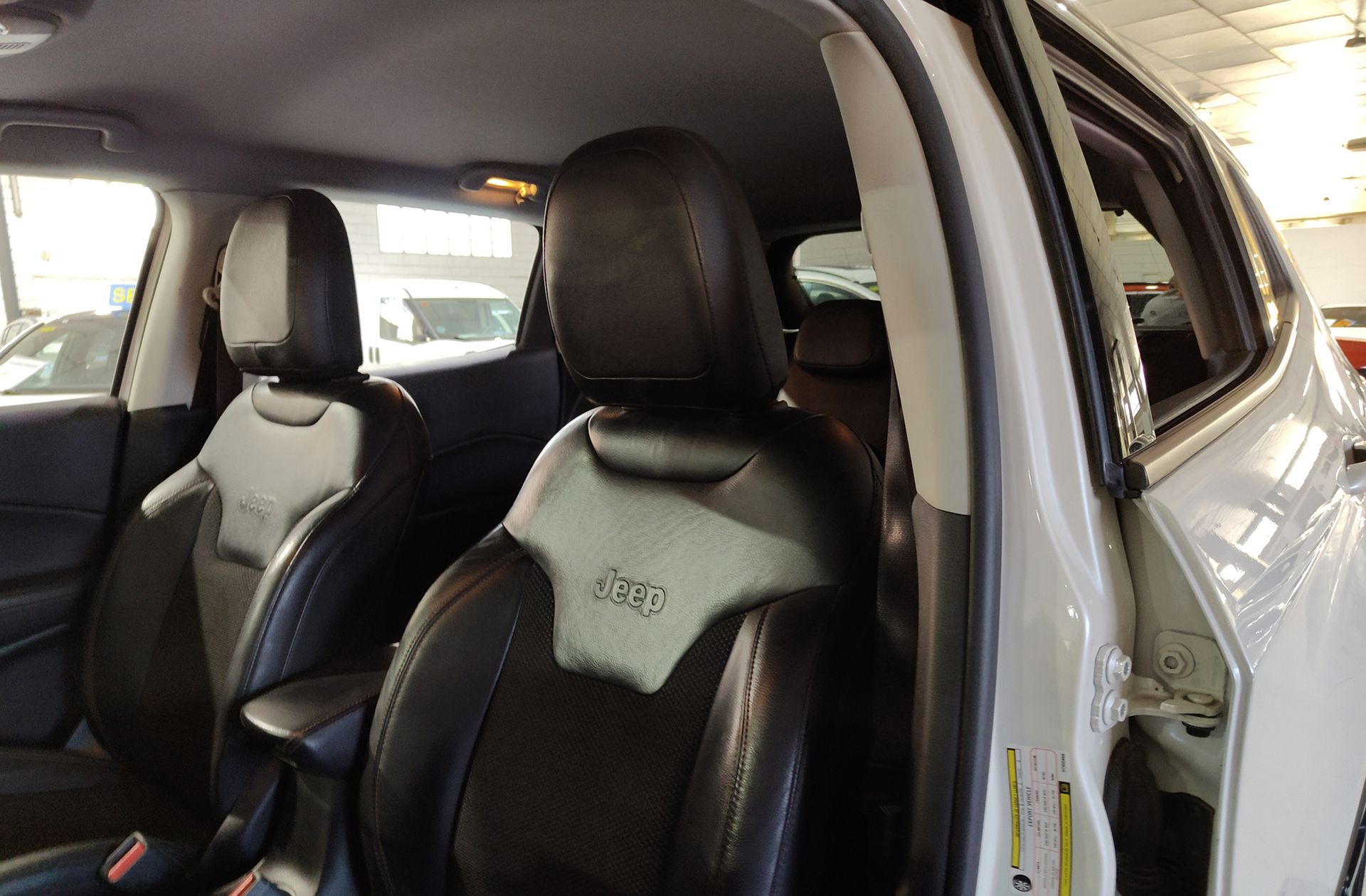 Jeep Compass 2.0 MultiJet Limited 4x4 AD - foto 8