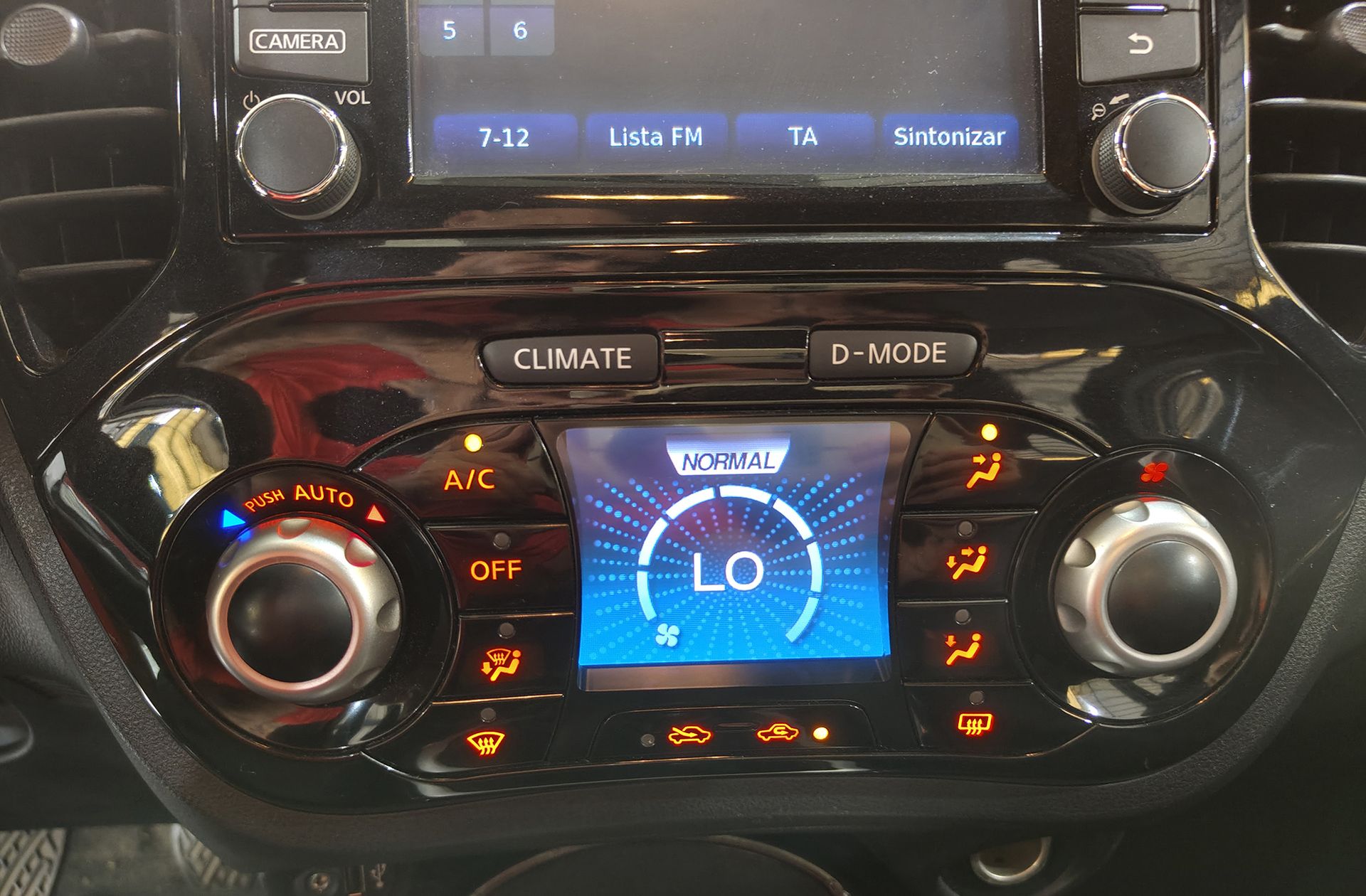 Nissan Juke 1.2 DIG-T N-Tec 4x2 - foto 24