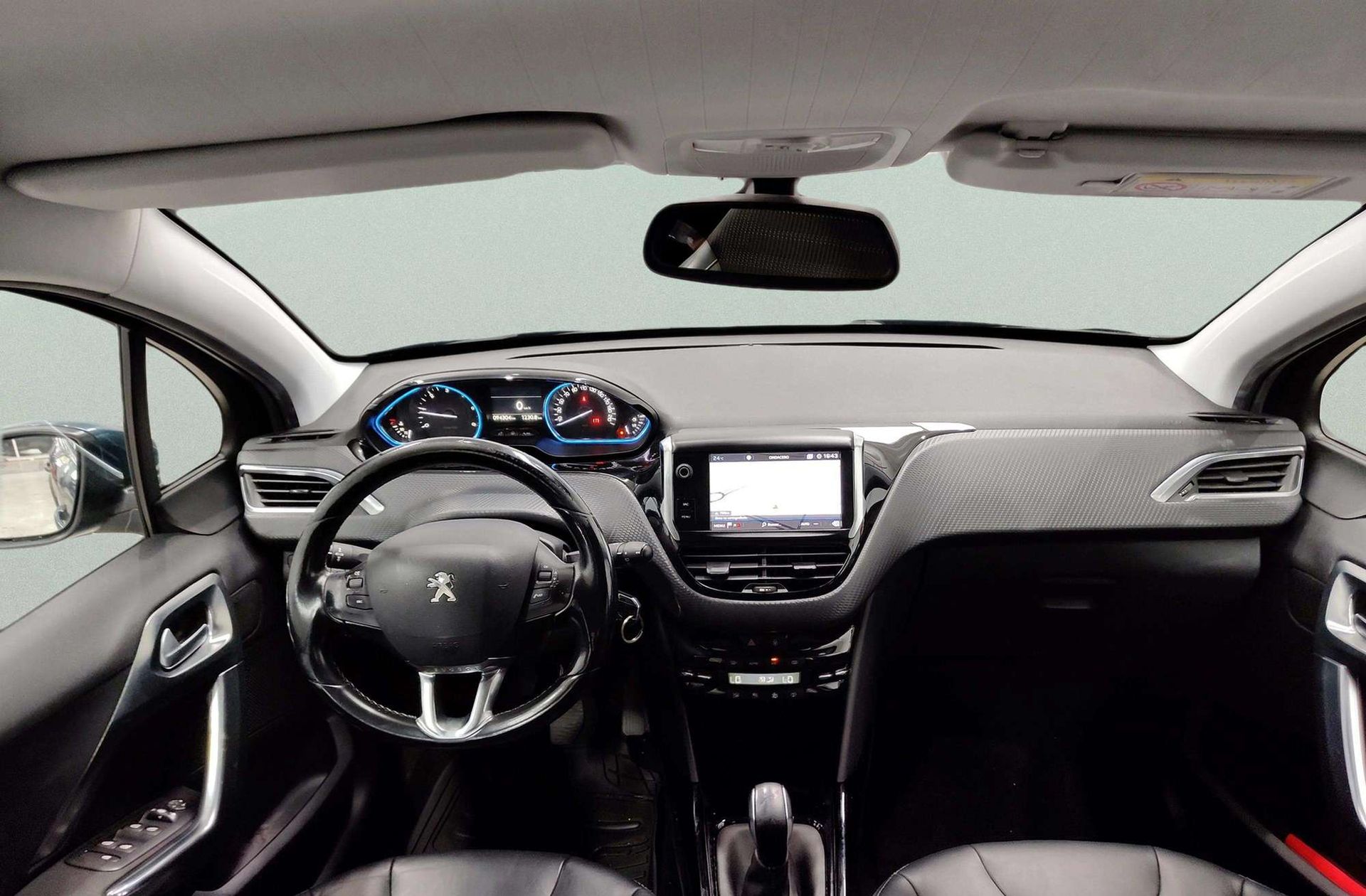 Peugeot 2008 BlueHDi 100 Allure - foto 6