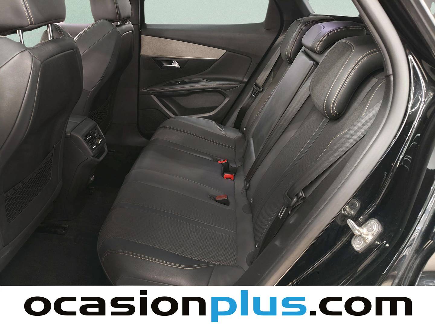 Foto Peugeot 3008 Peugeot 3008 PureTech 130 S&S GT EAT8 (130 CV)