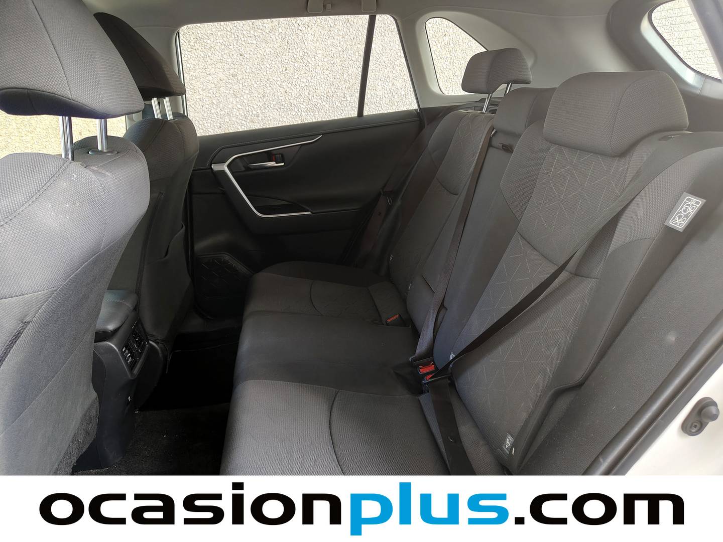 Foto asientos traseros Toyota Rav4 Toyota Rav4 220H Advance 4x2 (218 CV)