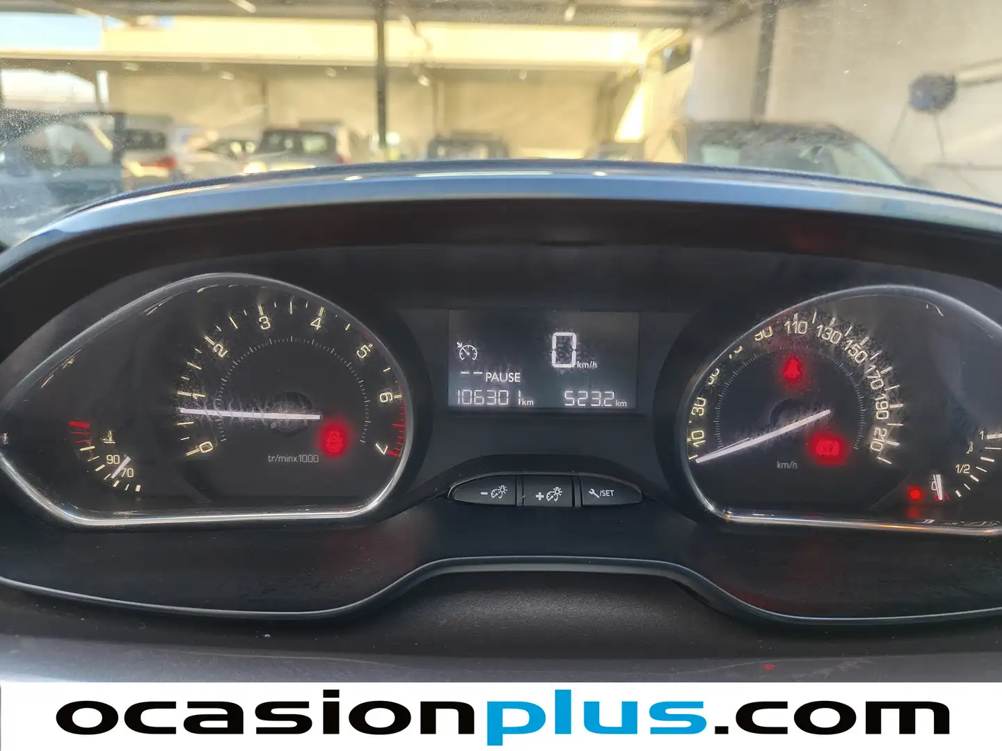 Foto Peugeot 2008 Peugeot 2008 VTI 82 Active (82 CV)