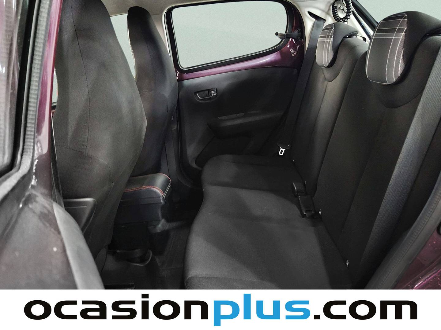 Foto asientos traseros Peugeot 108 Peugeot 108 1.2 PureTech Allure (82 CV)
