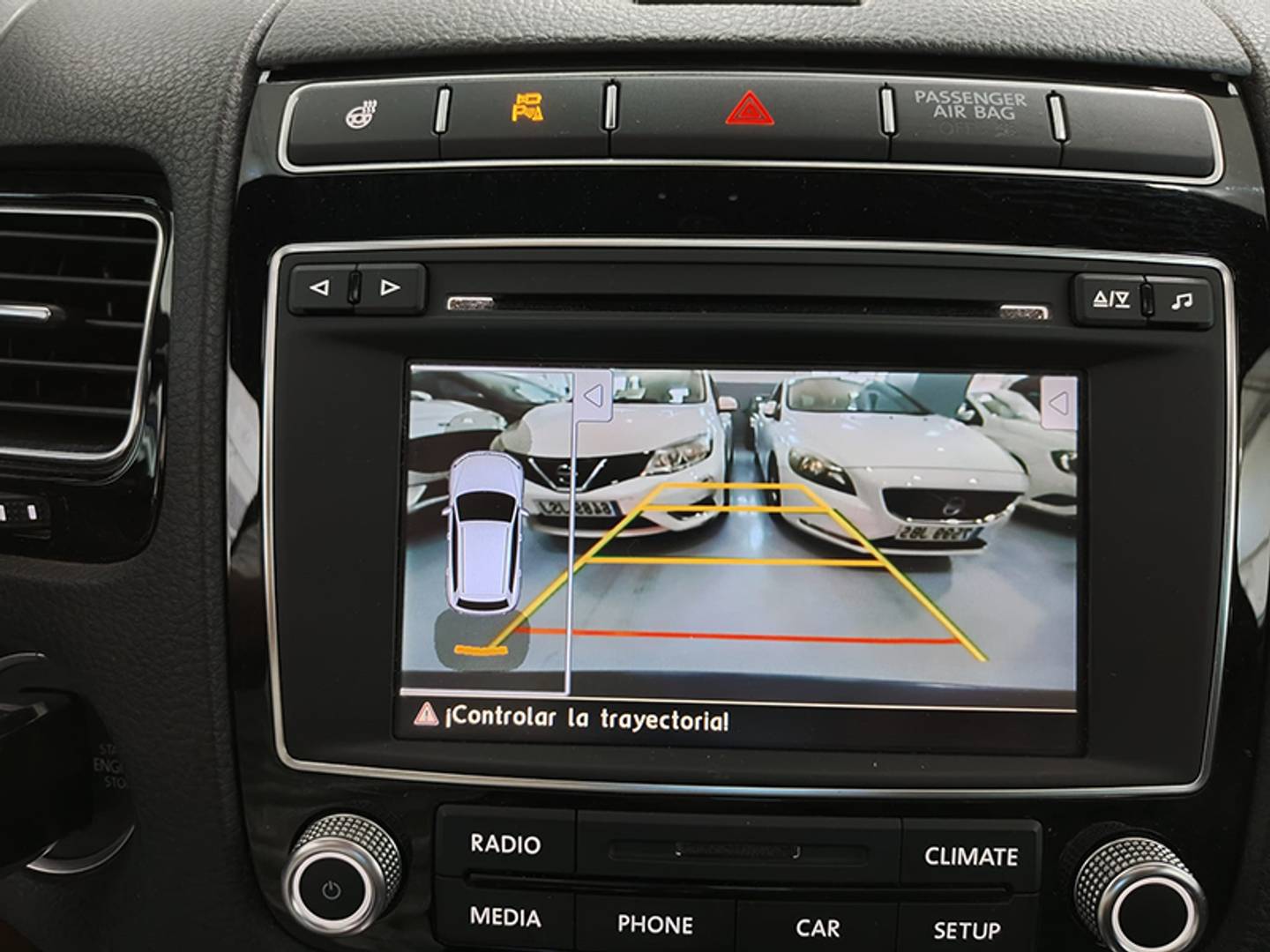 Foto Volkswagen Touareg Volkswagen Touareg R-Line 3.0 TDI BMT (204 CV) Tiptronic