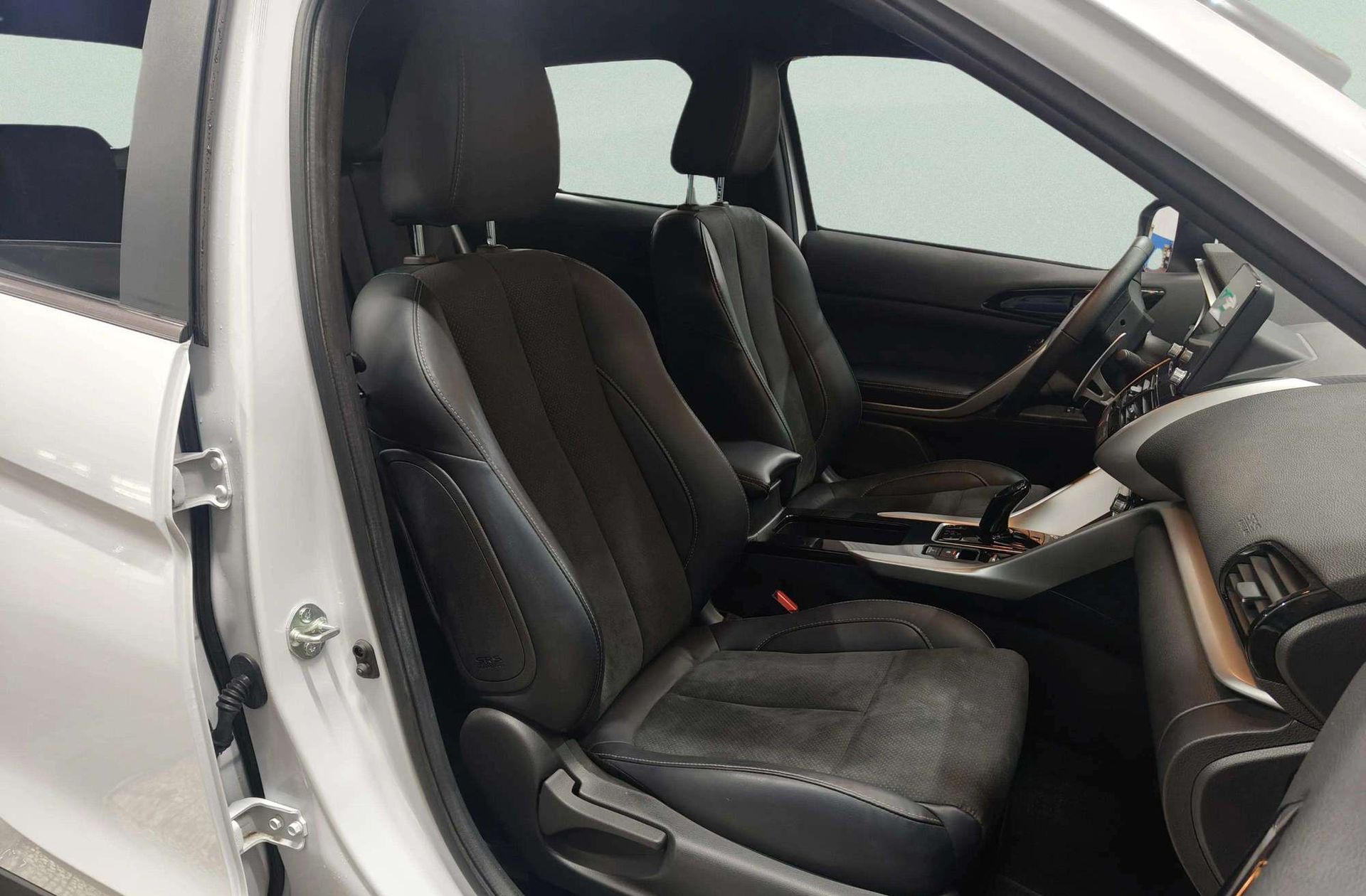Mitsubishi Eclipse Cross 2.4 PHEV Kaiteki 4WD - foto 18