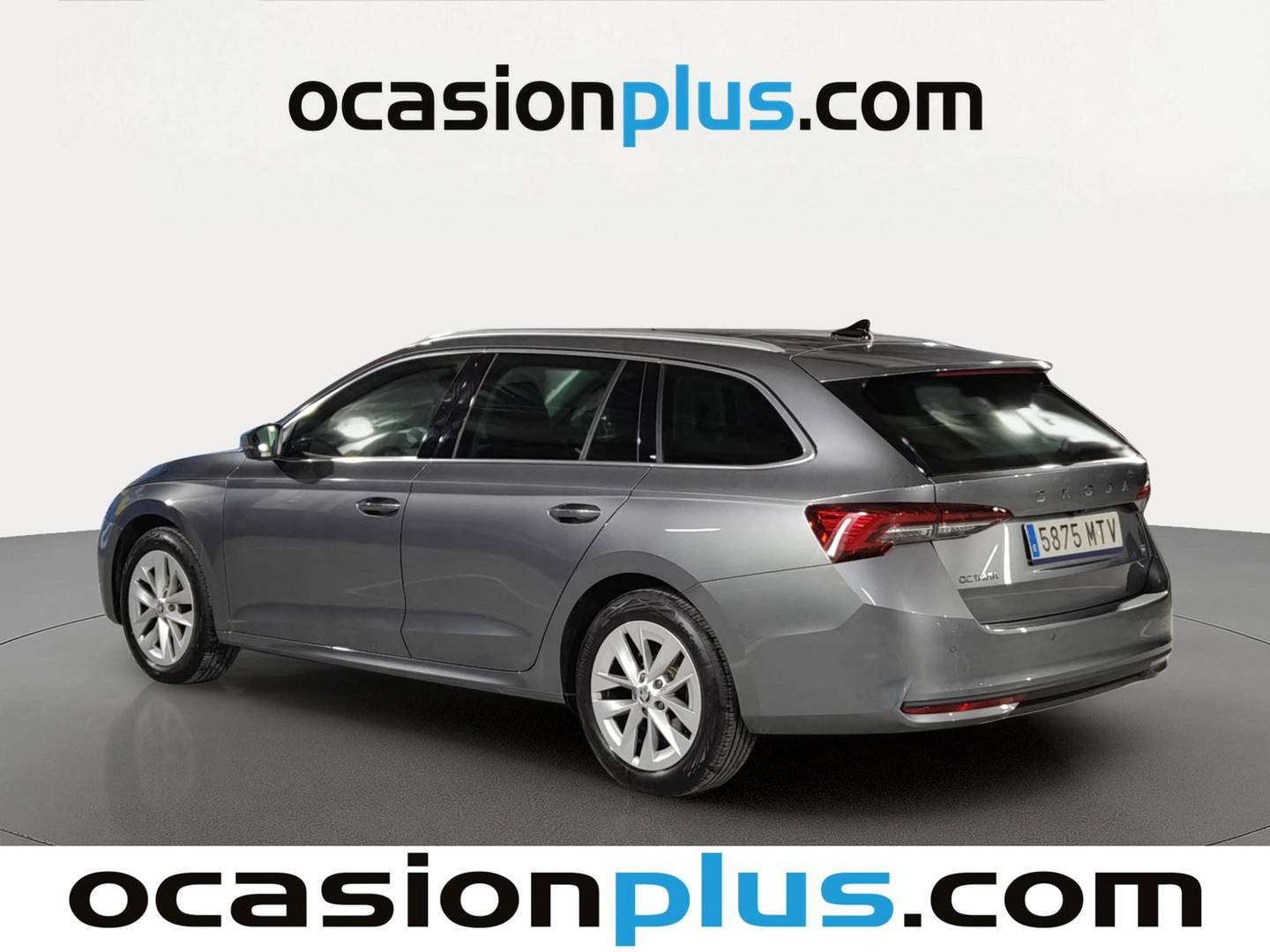 Foto trasera Skoda Octavia Skoda Octavia Combi 2.0 TDI Design DSG (150 CV) izquierda
