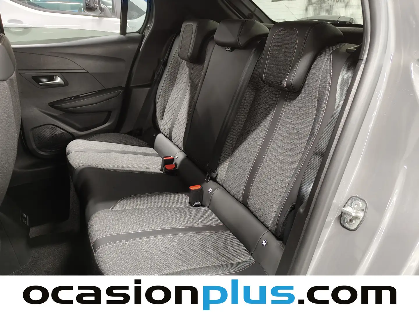 Foto Peugeot 208 Peugeot 208 PureTech 100 Allure (100 CV)