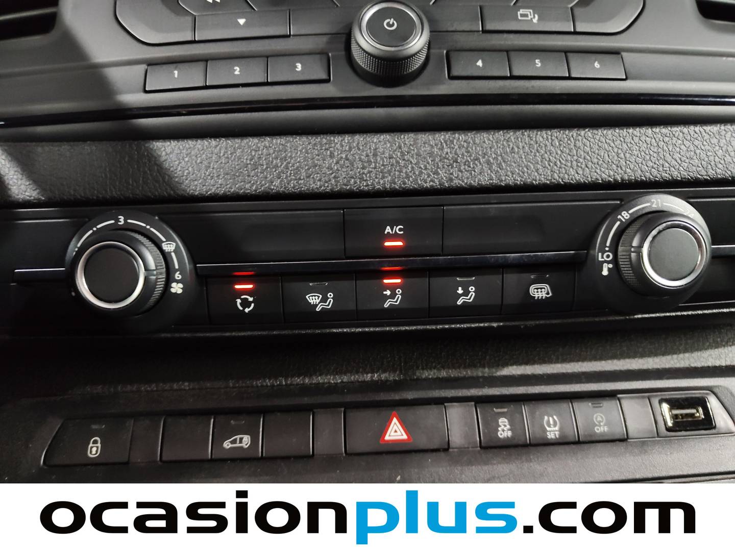 Extras y acabados del Peugeot Expert Peugeot Expert Furgon BlueHDi 120 S&S Standard (120 CV)