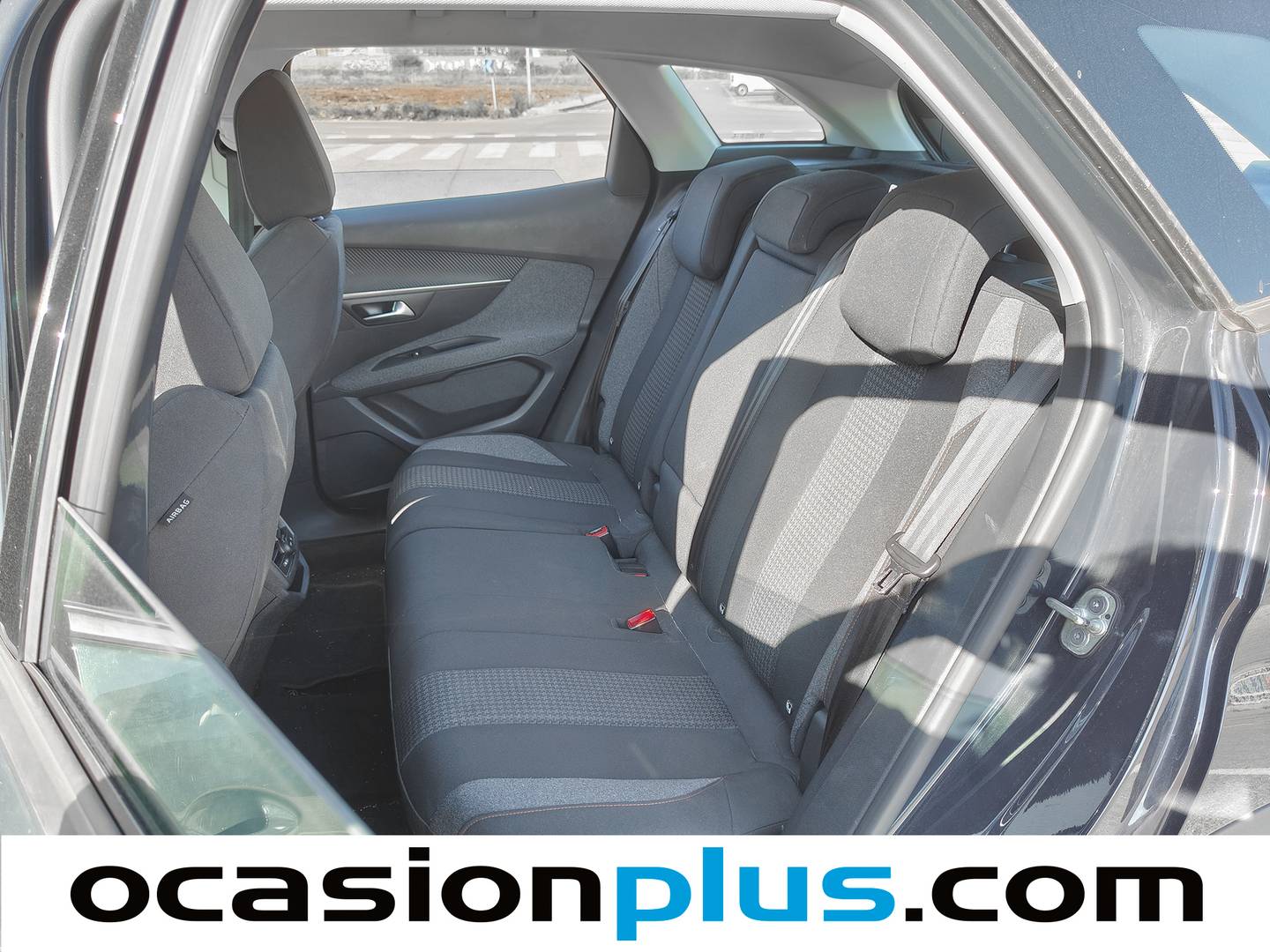 Foto Peugeot 3008 Peugeot 3008 1.5L BlueHDi (130CV) S&S Active