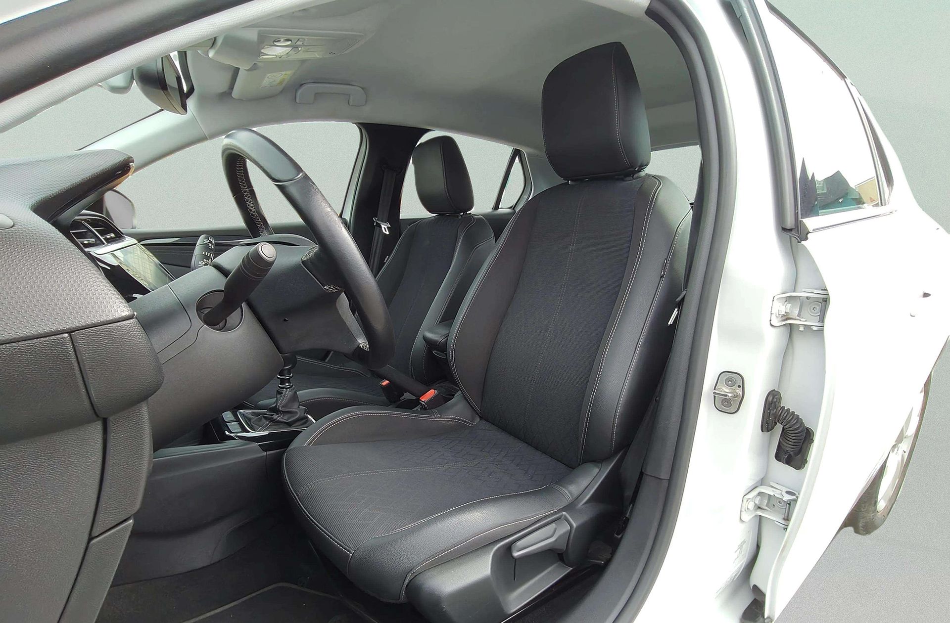 Opel Corsa 1.2 Turbo XHL Elegance - foto 11