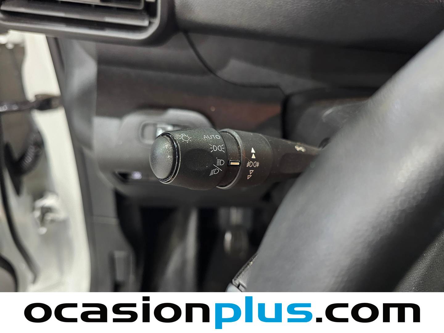 Foto Peugeot Partner Peugeot Partner Furgon BlueHDi 100 S&S Premium Standard 600kg  (98 CV)