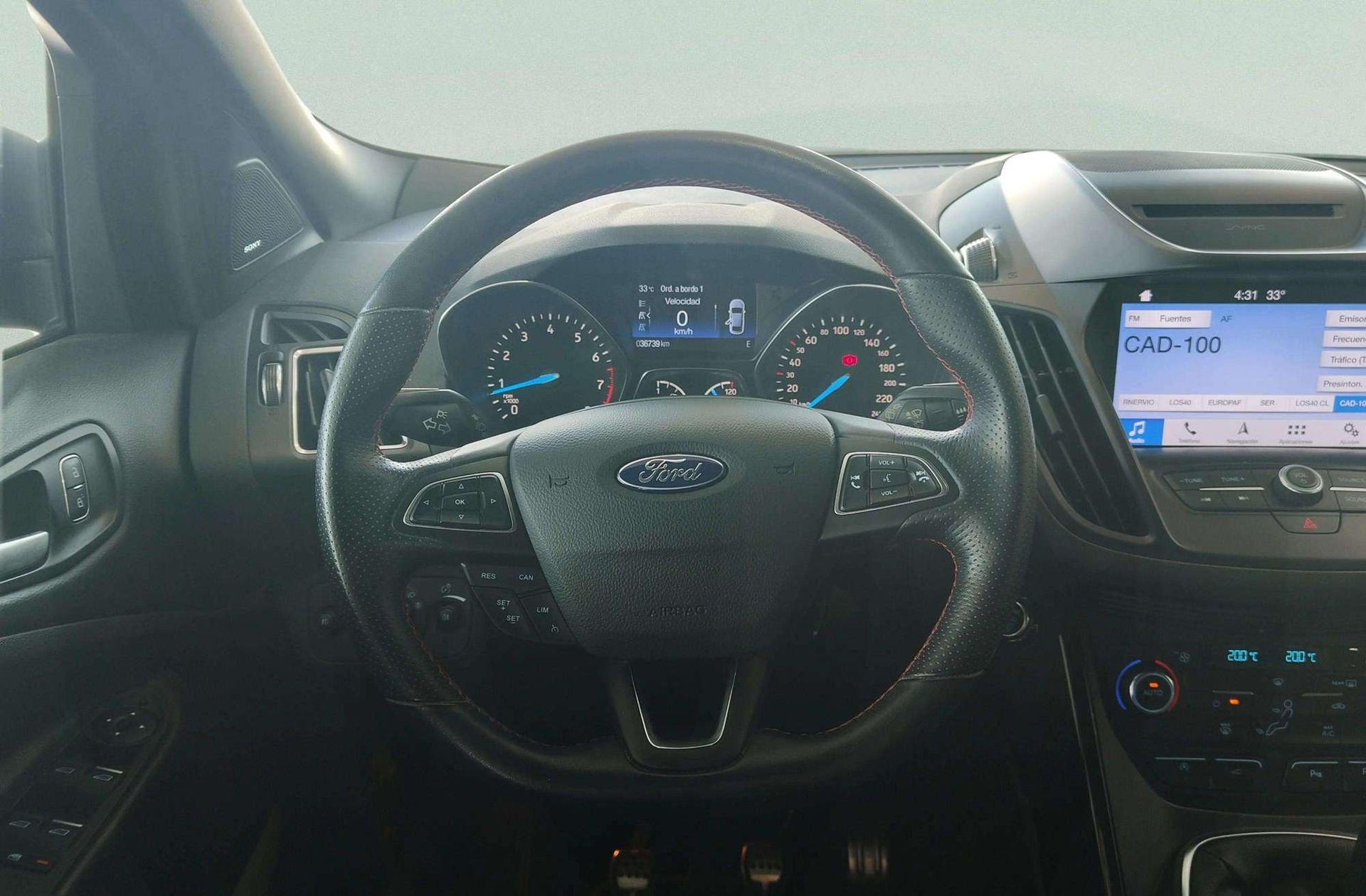 Ford Kuga 1.5 EcoBoost ST-Line Limited Edition 4x2 - foto 30