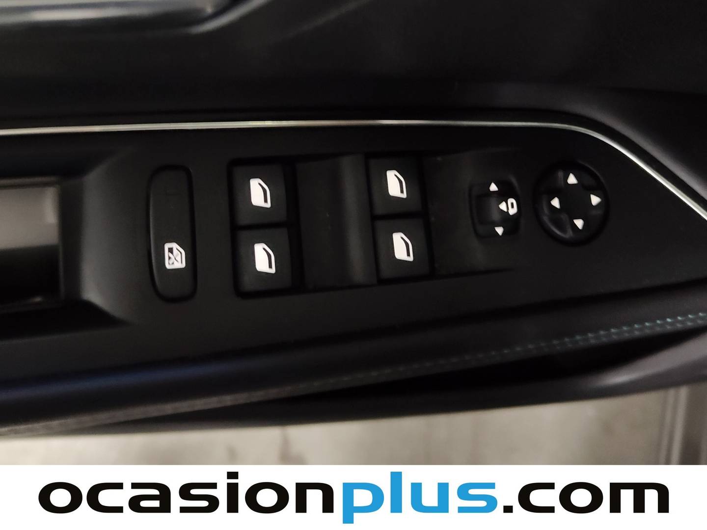 Foto Peugeot 3008 Hybrid Peugeot 3008 Hybrid 300 Allure Pack e-EAT8 (300 CV)