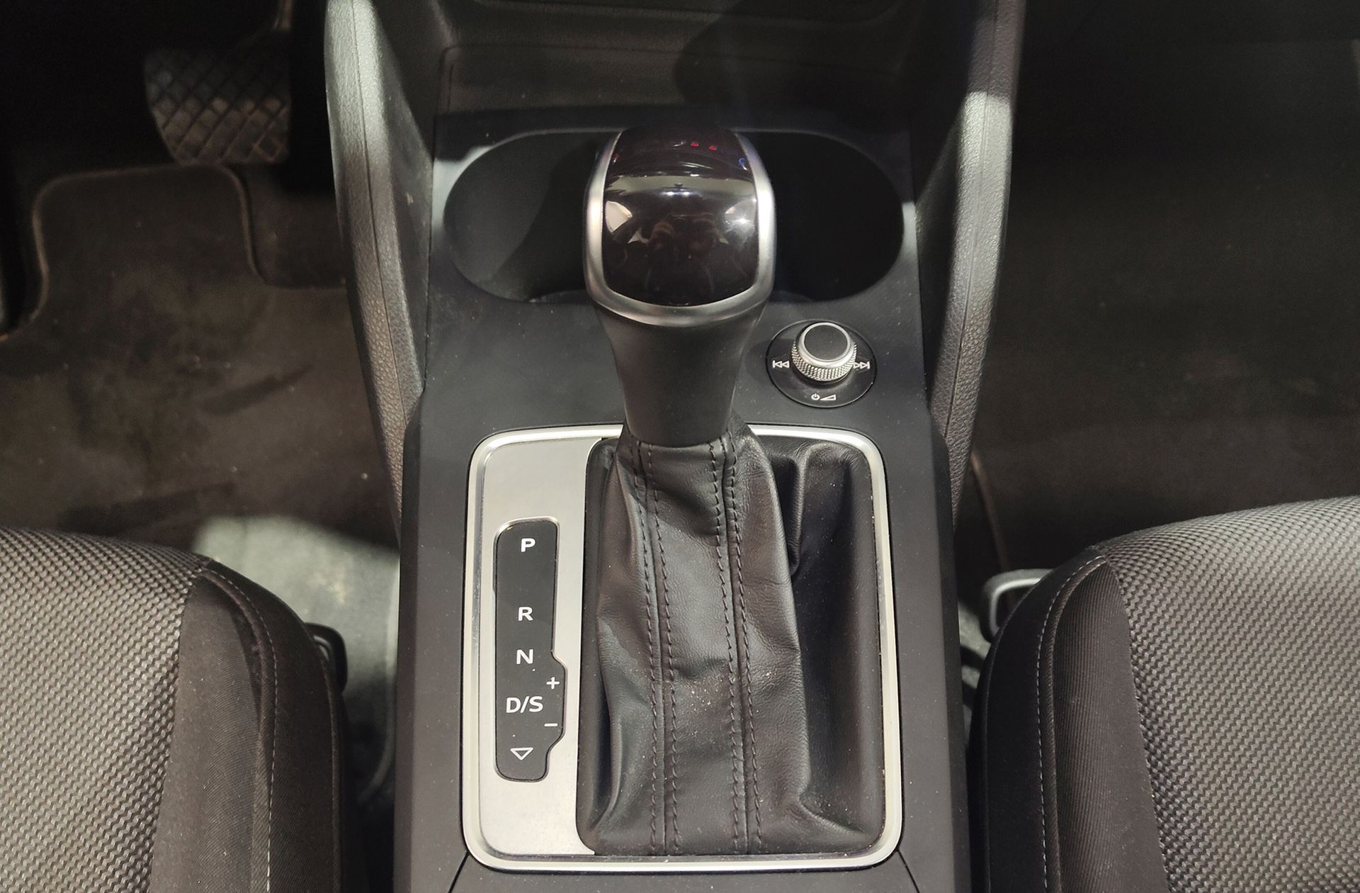Audi Q2 S line 30 TDI S tronic Pack S-Line - foto 5