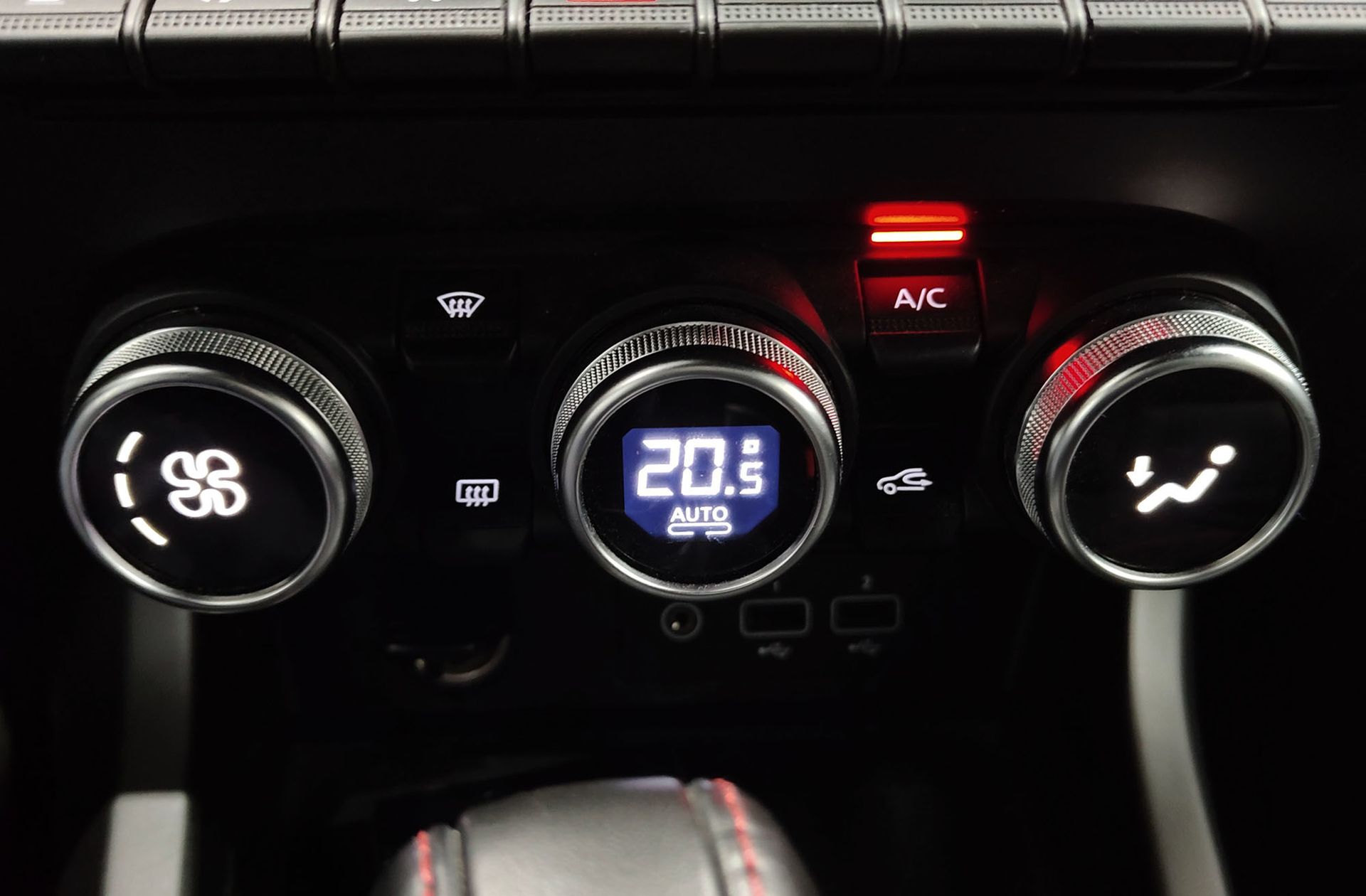 Renault Arkana RS Line TCe EDC Microhíbrido - foto 40