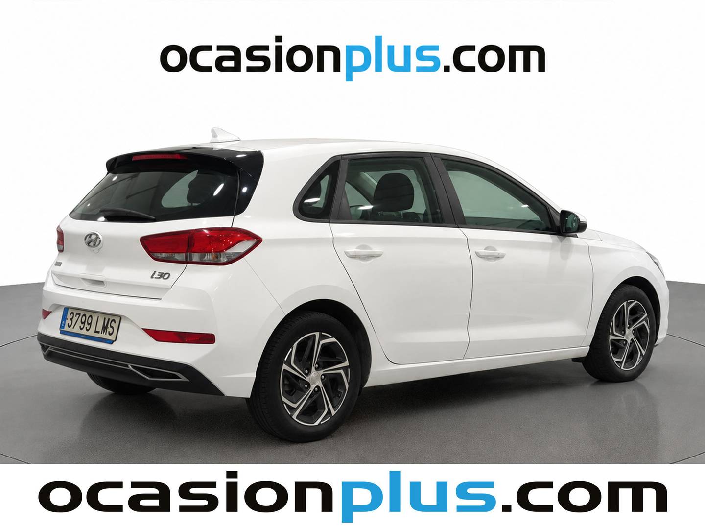 Foto trasera Hyundai i30 Hyundai i30 1.6 CRDi Klass (116 CV) derecha