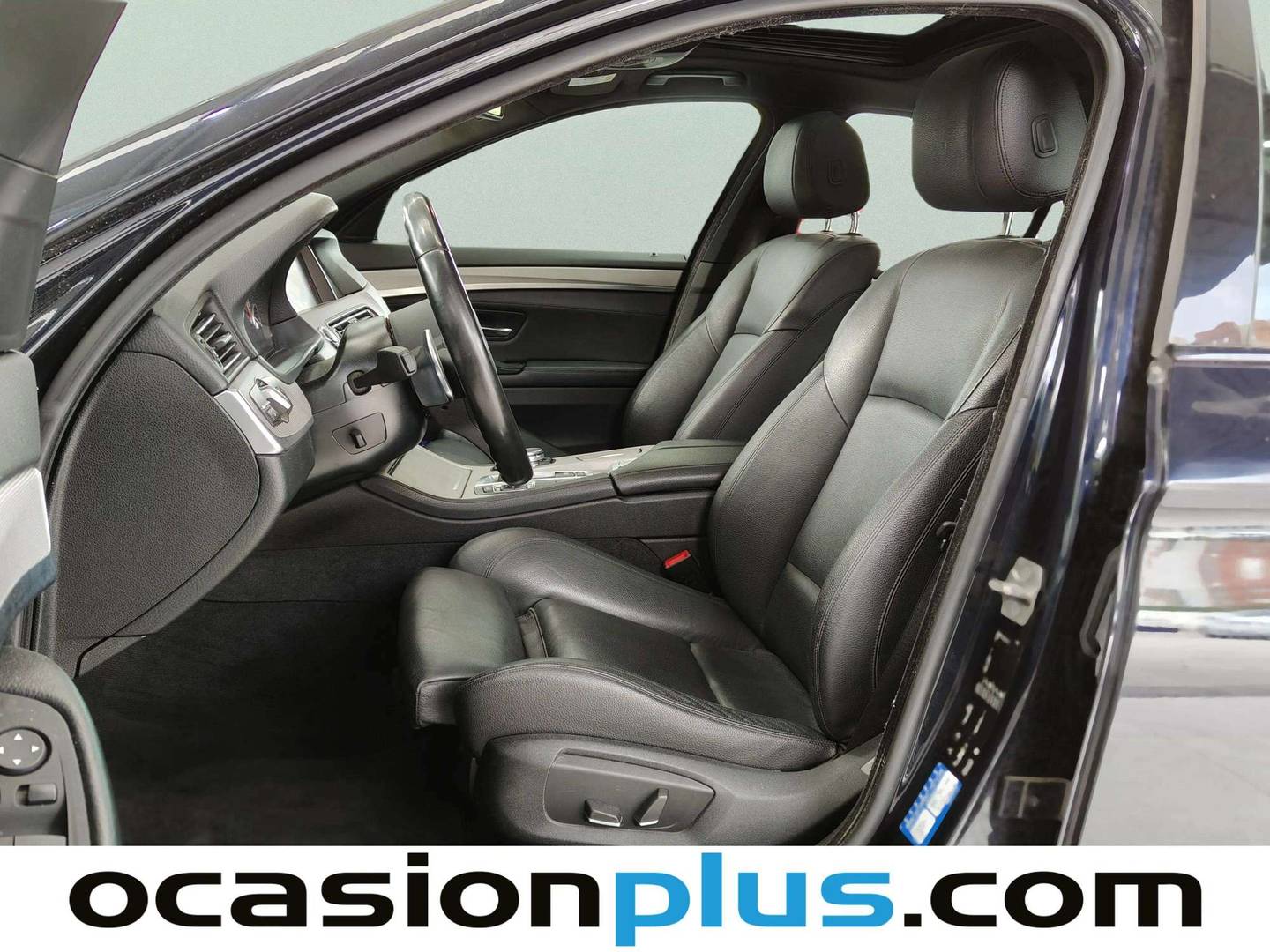 Foto asientos delanteros BMW Serie 5 BMW Serie 5 M550d Berlina xDrive (381 CV)