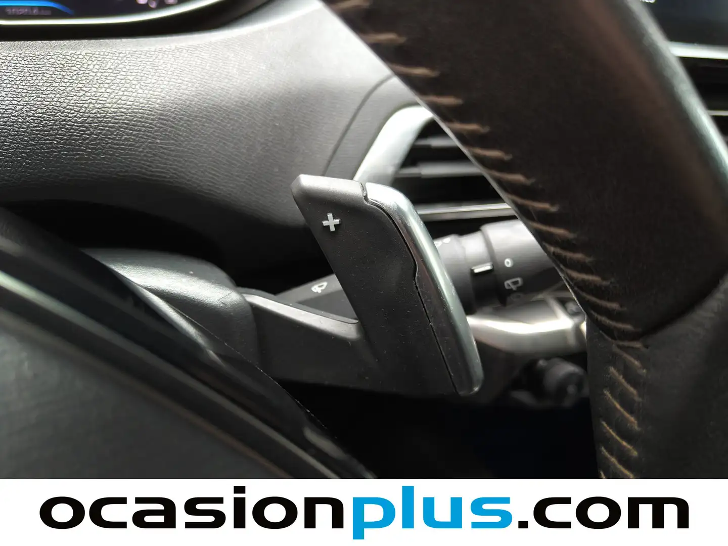 Foto Peugeot 3008 Peugeot 3008 BlueHDi 130 S&S Active Pack EAT8 (130 CV)