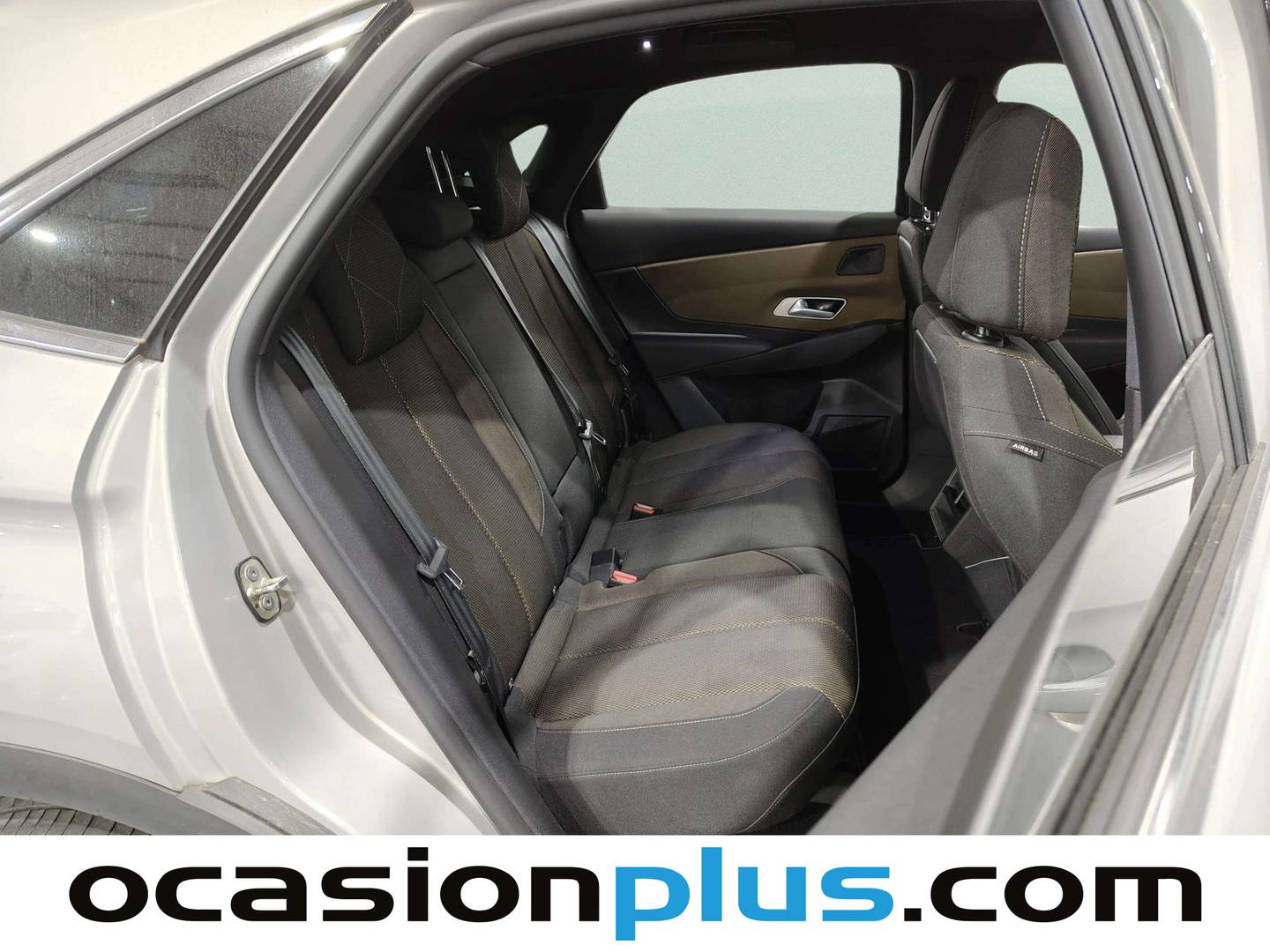 Foto DS DS 7 Crossback DS DS7 Crossback BlueHDi 130 DE Bastille + AT  (130 CV)