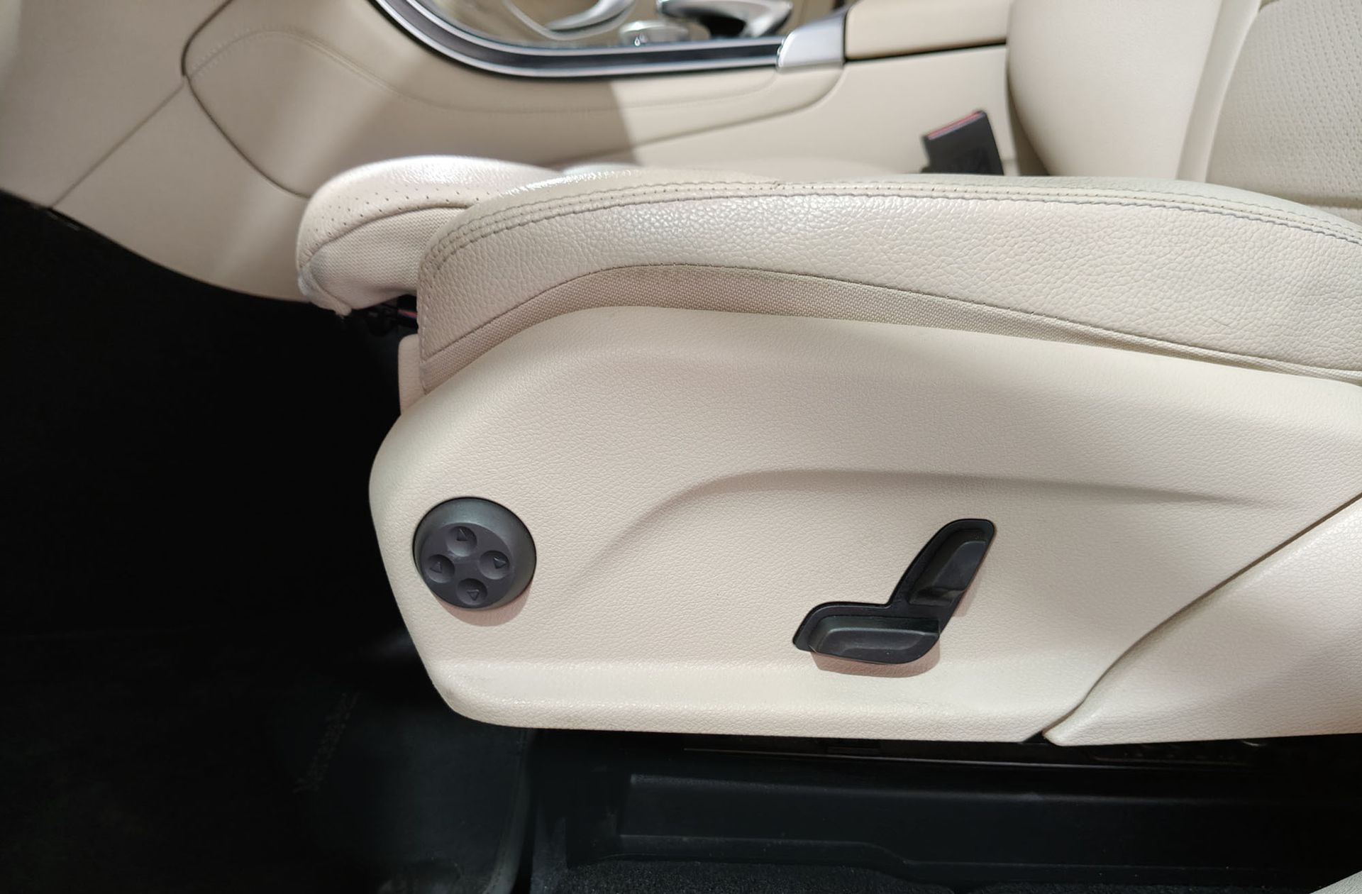 Mercedes-Benz GLC Mercedes GLC 220 d 4Matic - foto 13