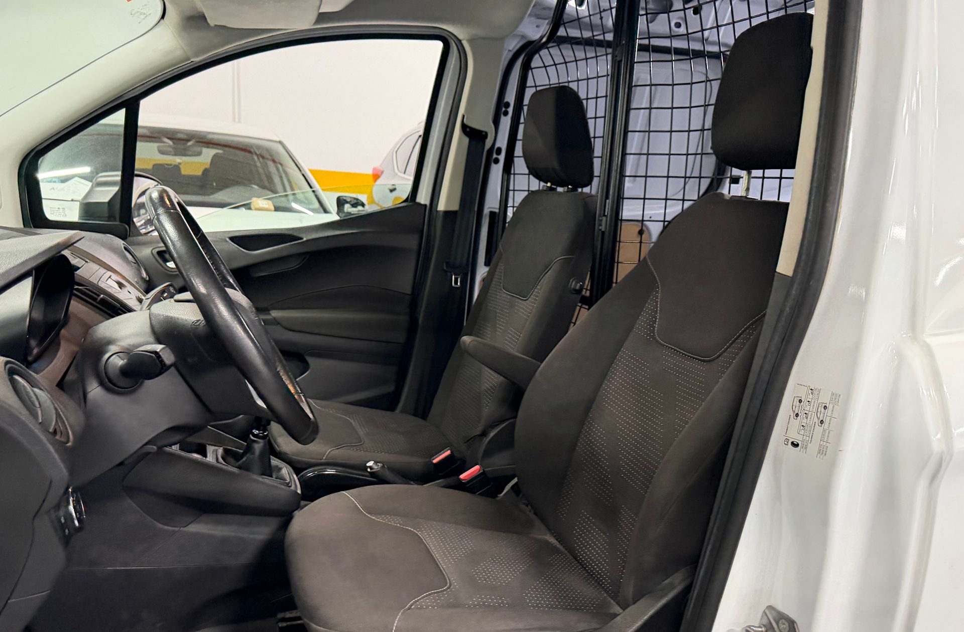 Ford Transit Furgon 1.5 TDCi Trend - foto 7