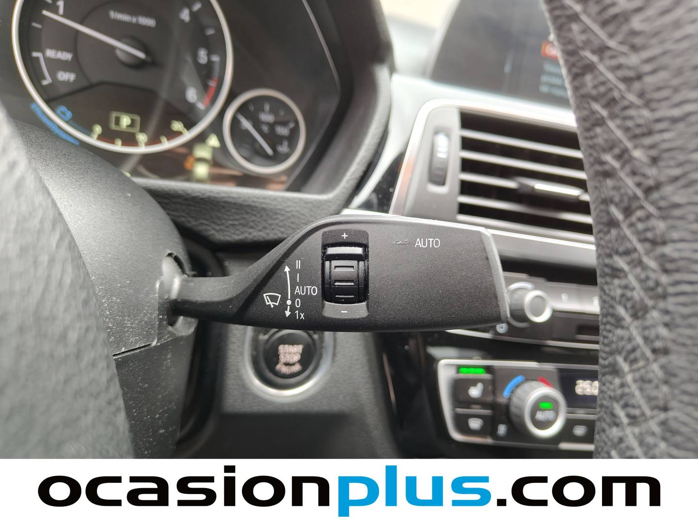 Foto BMW Serie 3 BMW Serie 3 318d Business (150 CV)