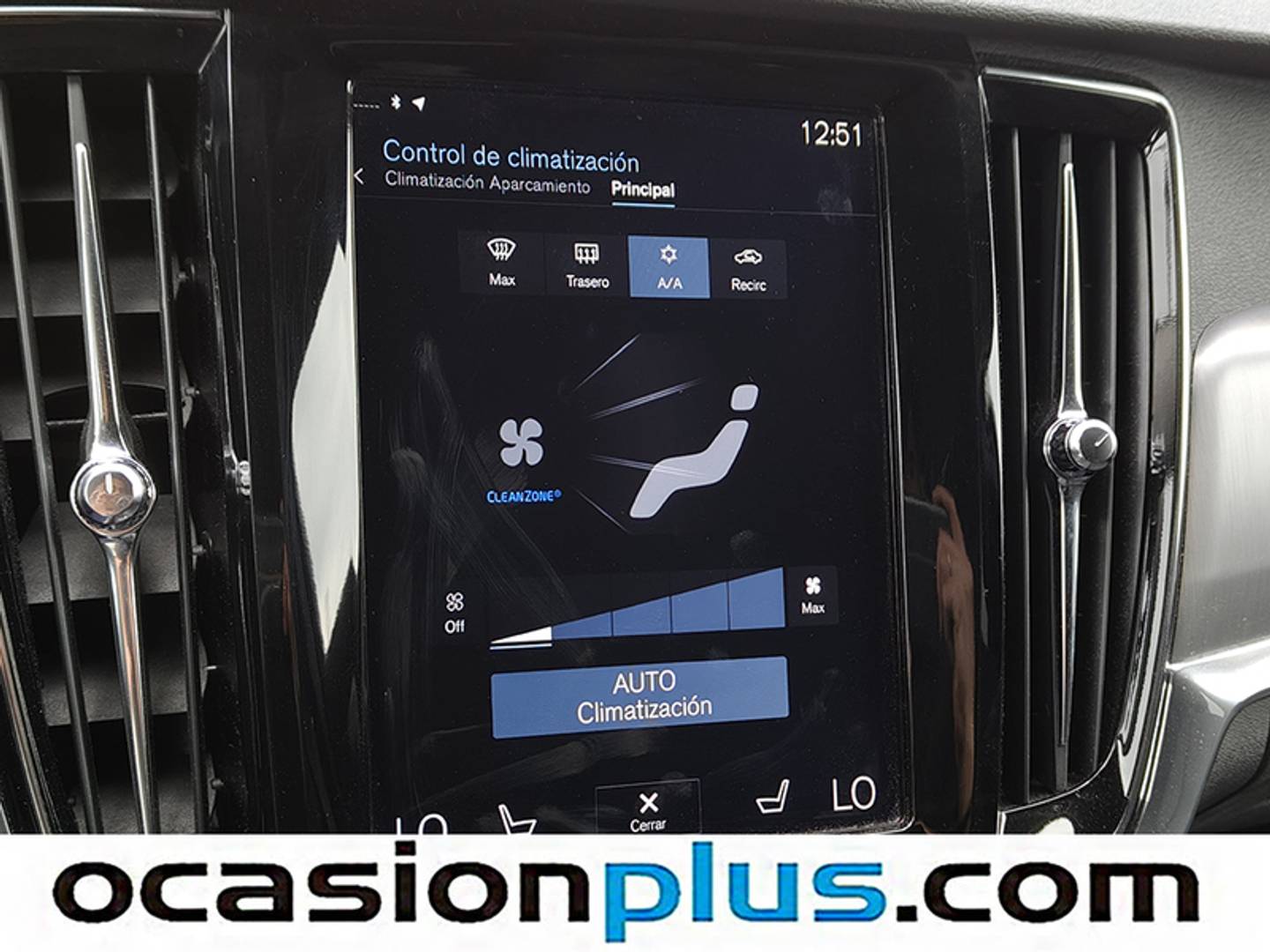 Foto Volvo V90 Volvo V90 D4 Momentum Auto (190 CV)