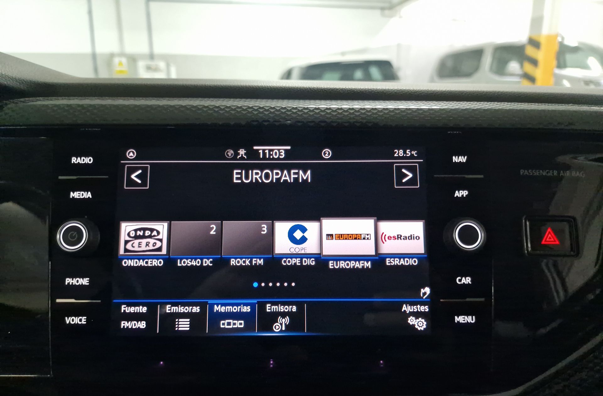 Volkswagen Polo Life 1.0 TSI DSG - foto 30