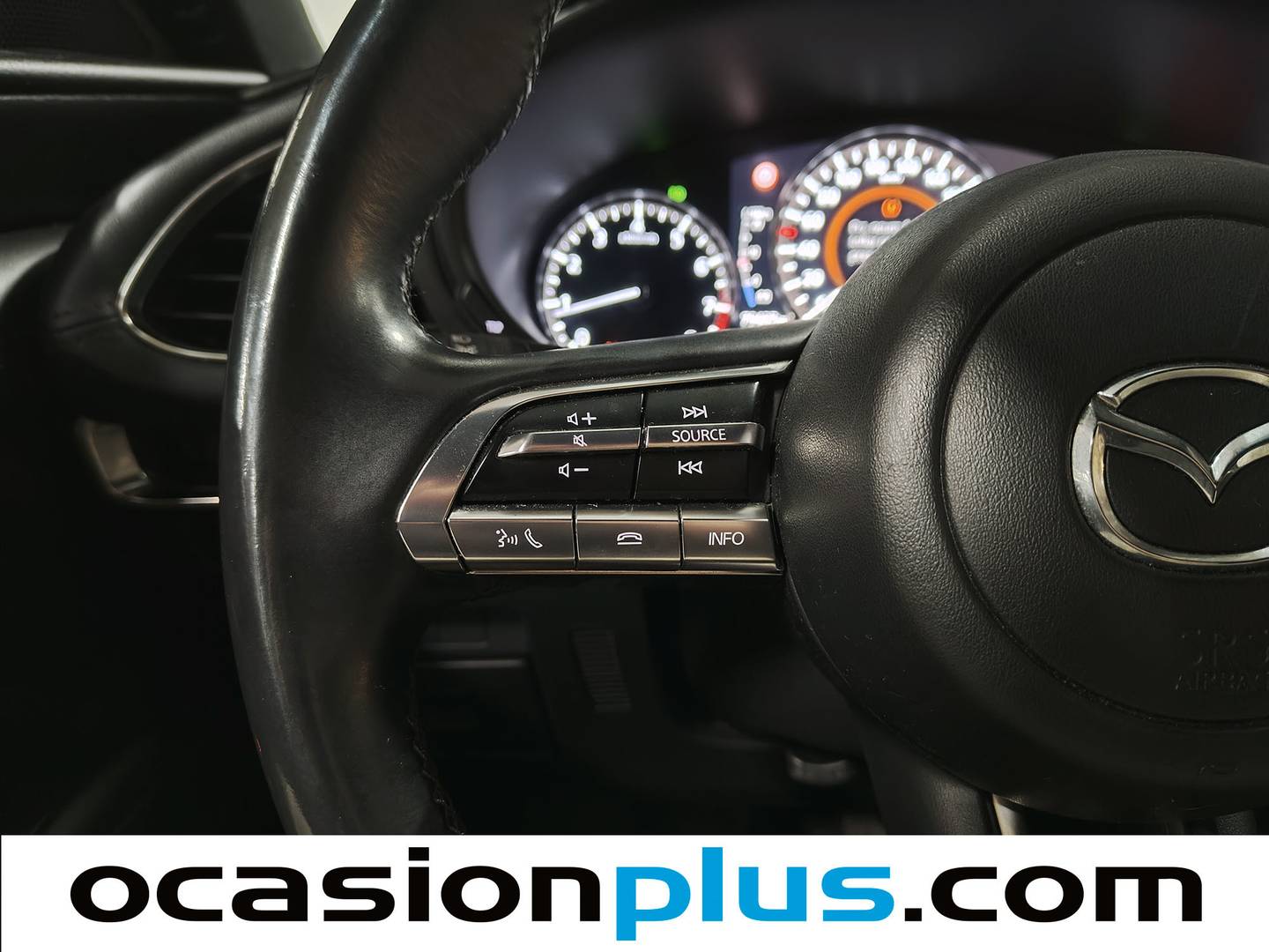 Foto Mazda Mazda3 Mazda Mazda 3 2.0 e-SKYACTIV-G Homura (122 CV)