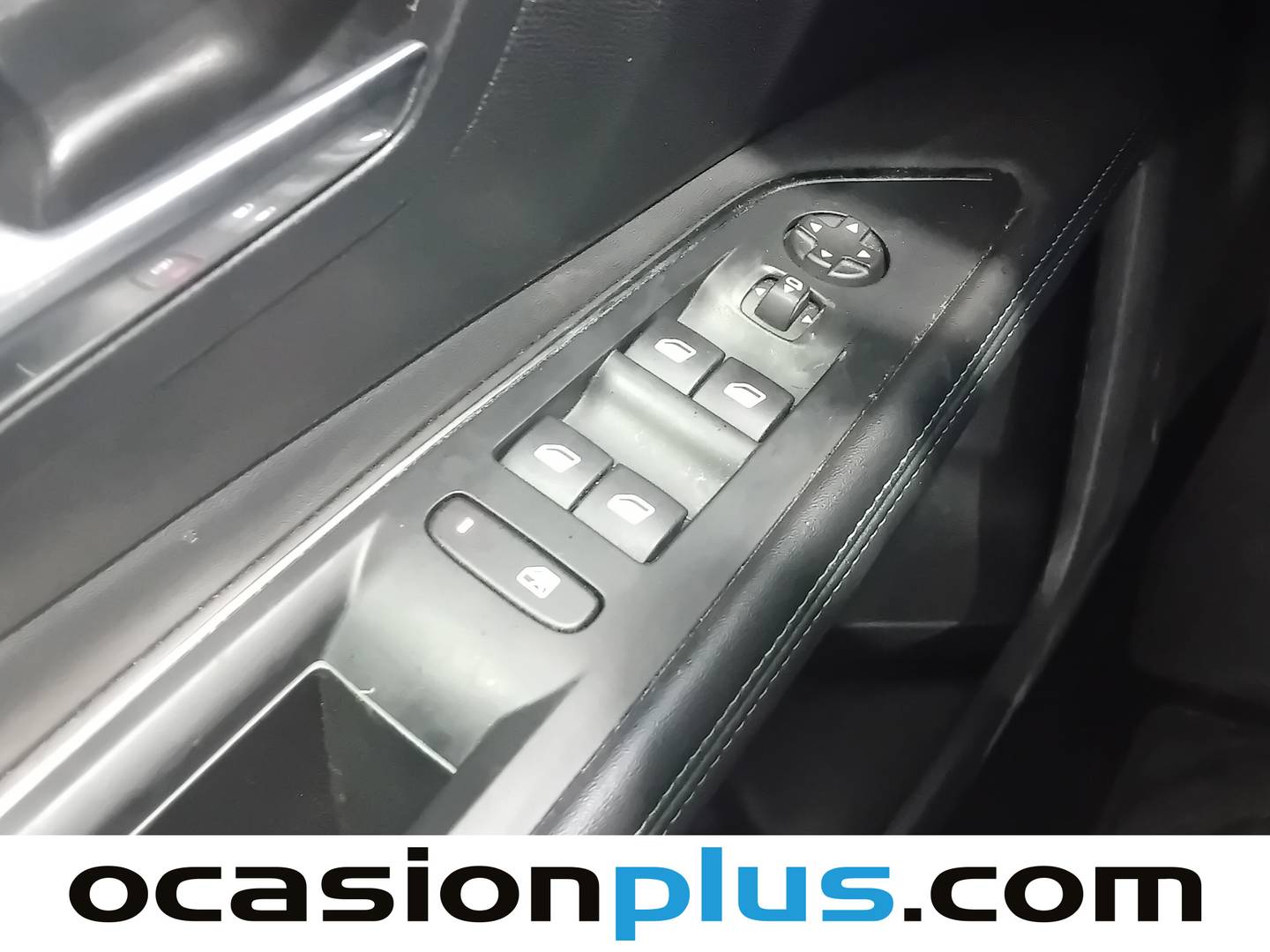 Foto Peugeot 3008 Hybrid Peugeot 3008 Hybrid 300 Allure Pack e-EAT8 (300 CV)