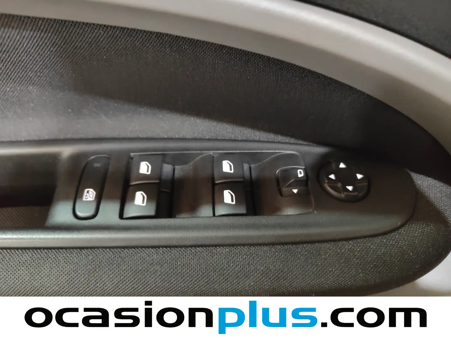 Foto Jeep Avenger Jeep Avenger 1.2 G Longitude (100 CV)