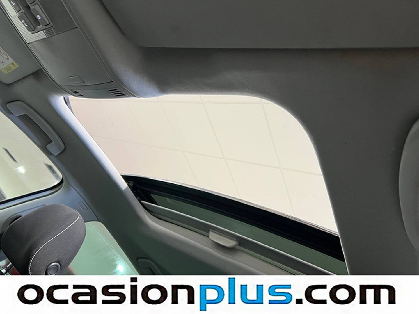 Extras y acabados del Volkswagen Golf Volkswagen Golf Sport 1.6 TDI BMT (110 CV) Pack R-Line