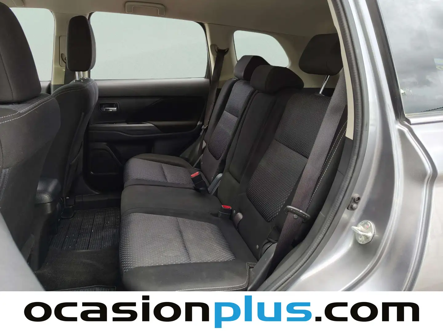 Foto Mitsubishi Outlander Mitsubishi Outlander 220 DI-D Motion 2WD (150 CV)