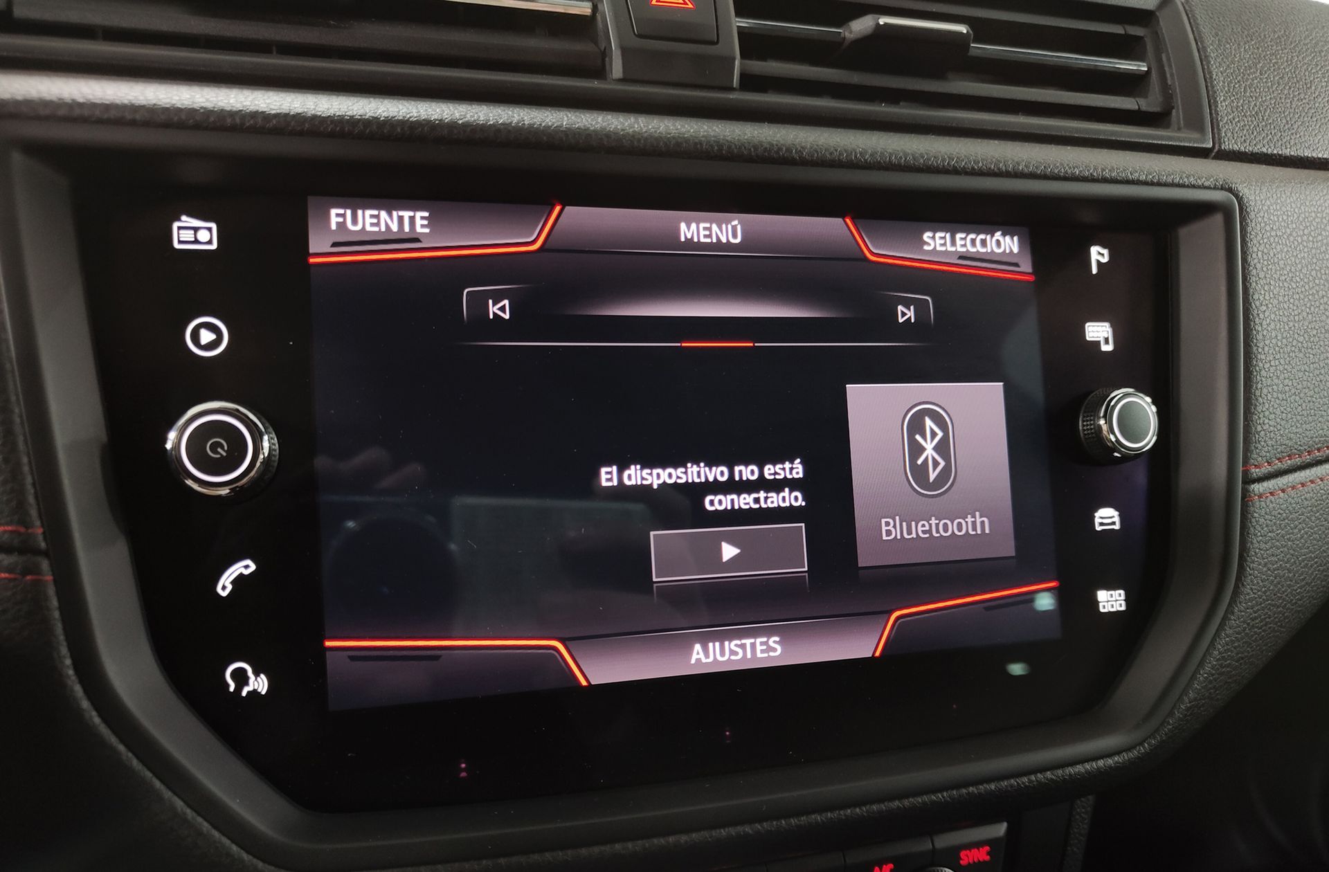 SEAT Arona 1.0 TSI Ecomotive FR Edition - foto 37