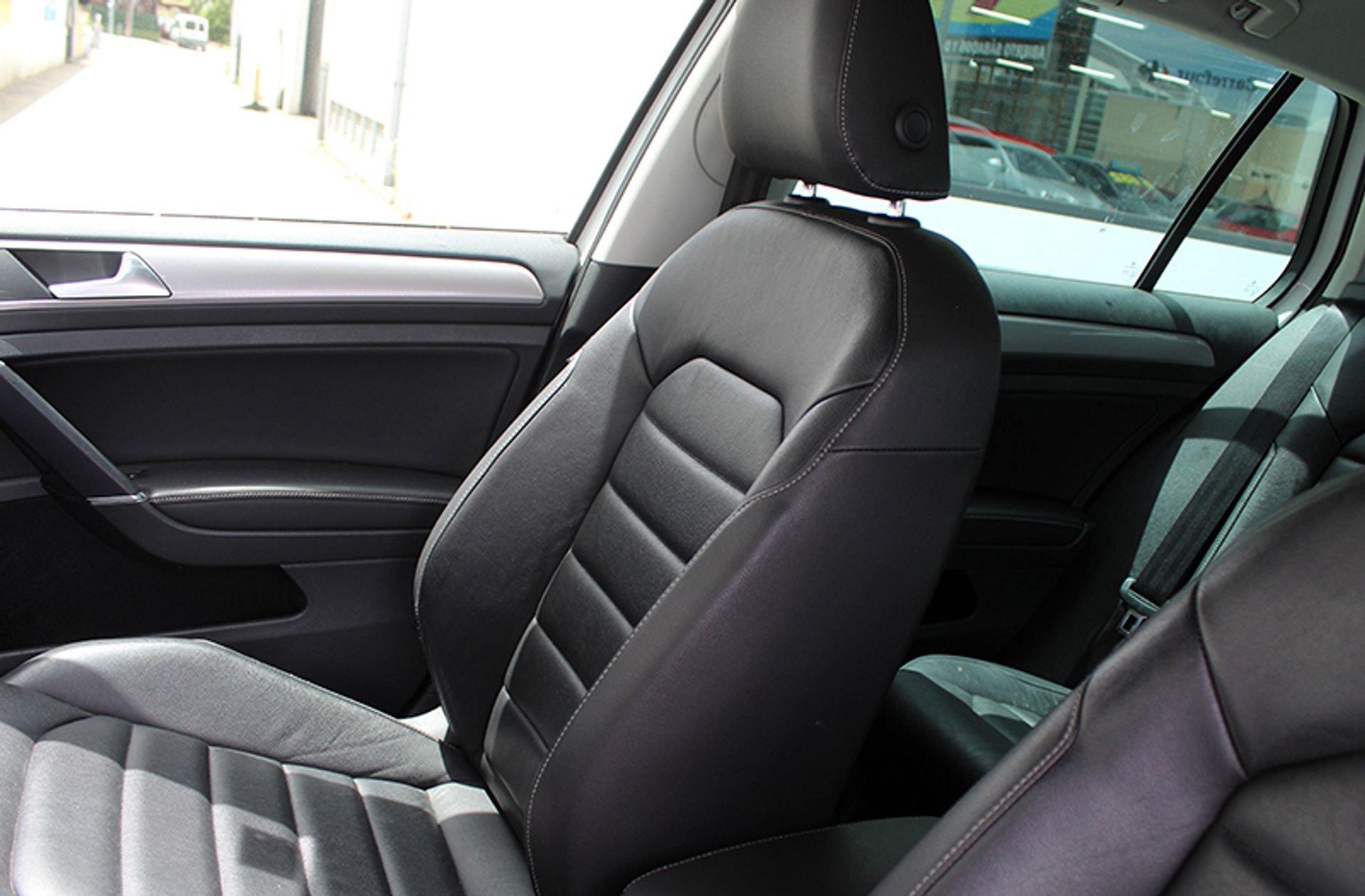 Volkswagen Golf e-Golf ePower - foto 17