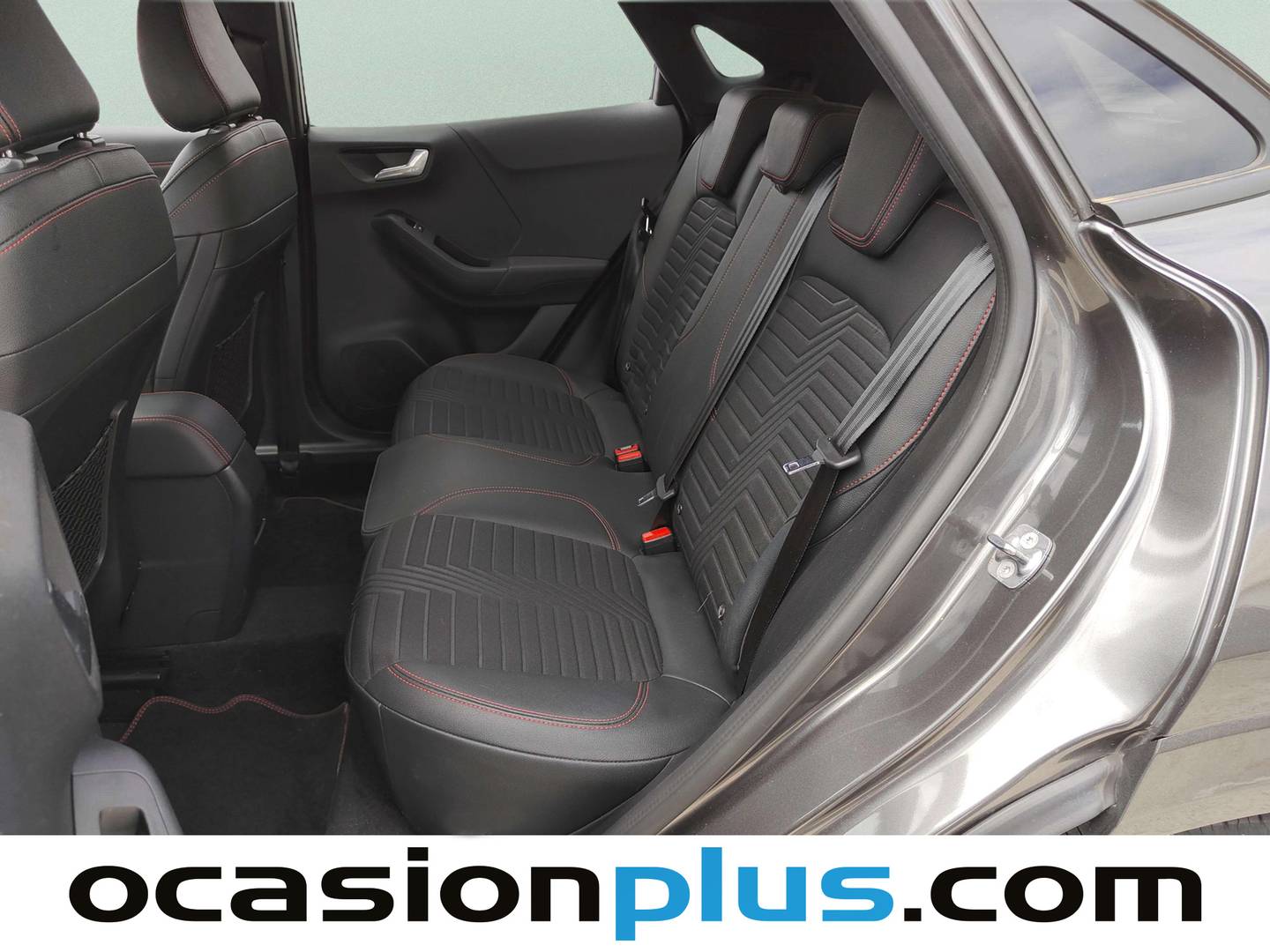 Foto asientos traseros Ford Puma Ford Puma 1.0 EcoBoost MHEV ST-Line X (125 CV)