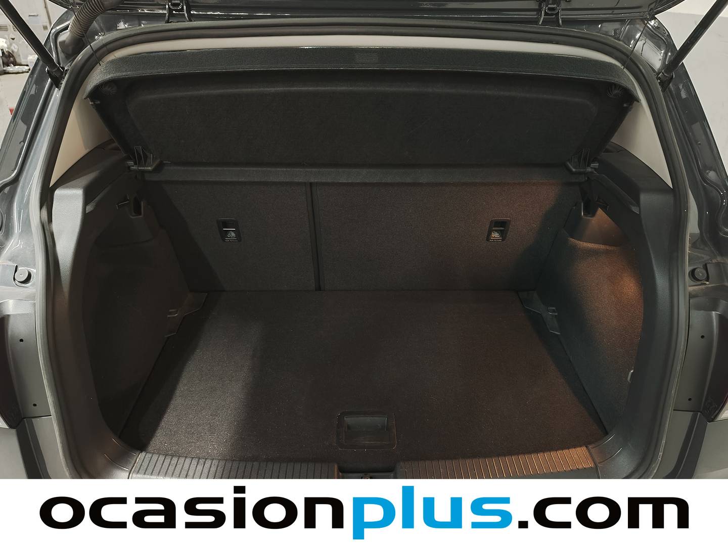 Fotos maletero Volkswagen T-Cross Volkswagen T-Cross Advance 1.0 TSI  (115 CV) DSG
