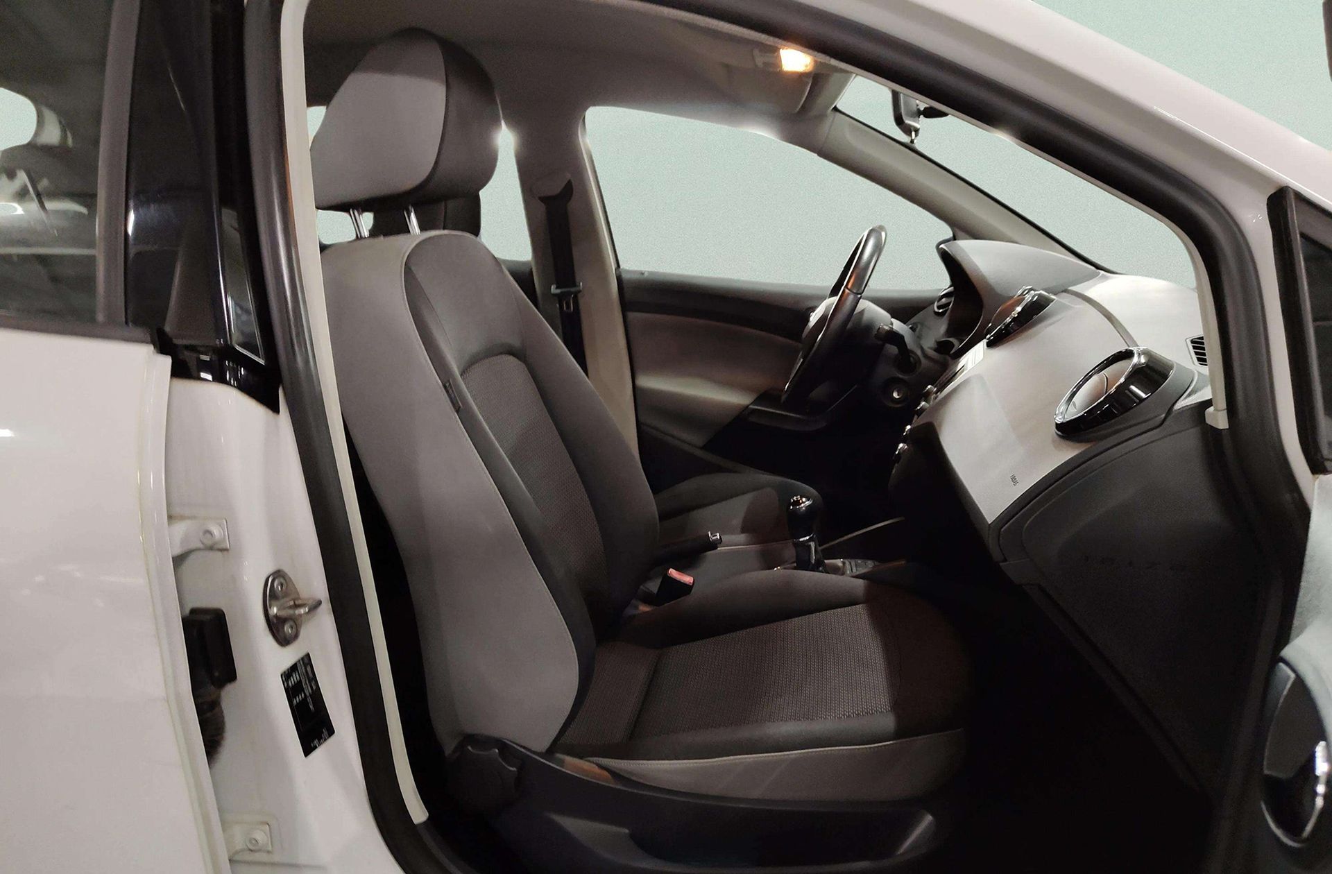 SEAT Ibiza 1.2 TSI Style - foto 15