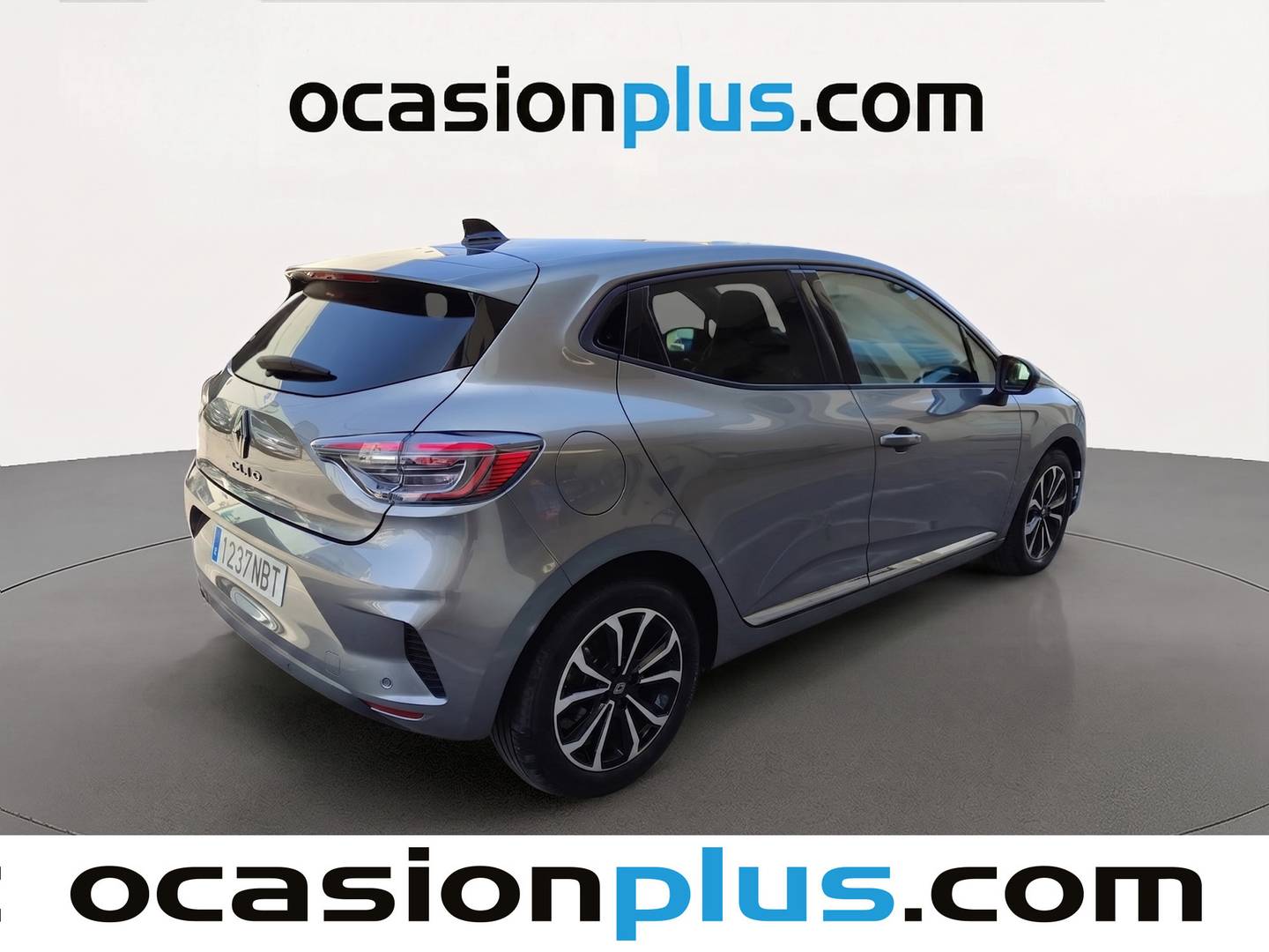 Foto trasera Renault Clio Renault Clio Techno Eco-G (100 CV) derecha