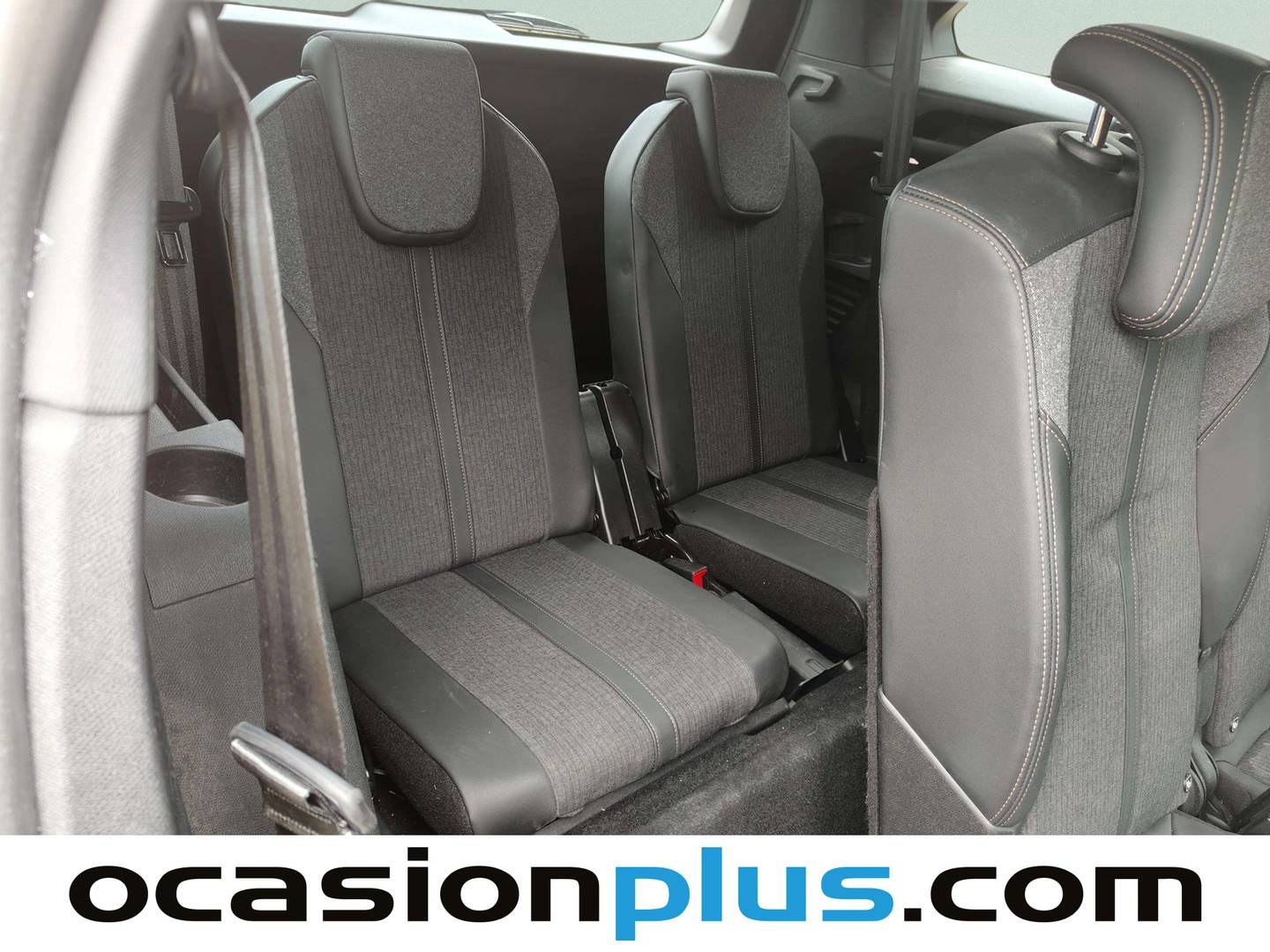 Foto asientos delanteros Peugeot 5008 Peugeot 5008 BlueHDI GT Line S&S EAT8 (130 CV) 7 Plazas